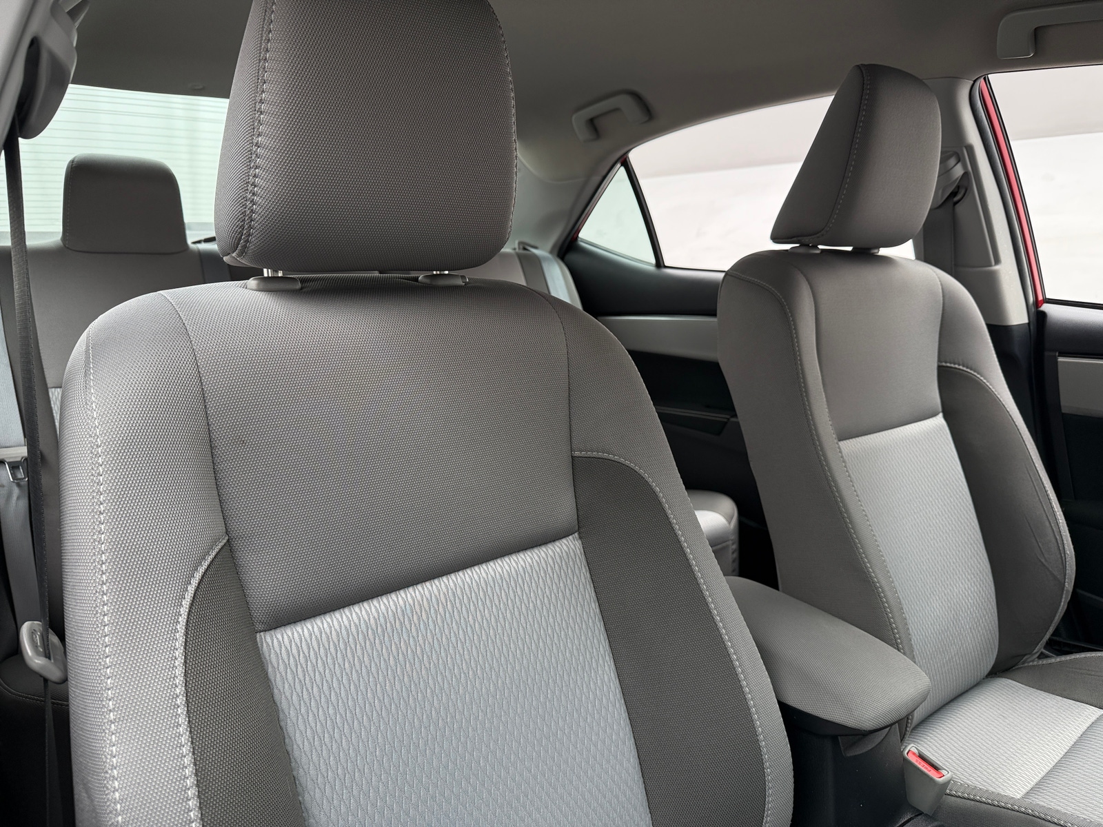 Thumbnail: 2017 Toyota Corolla - 2