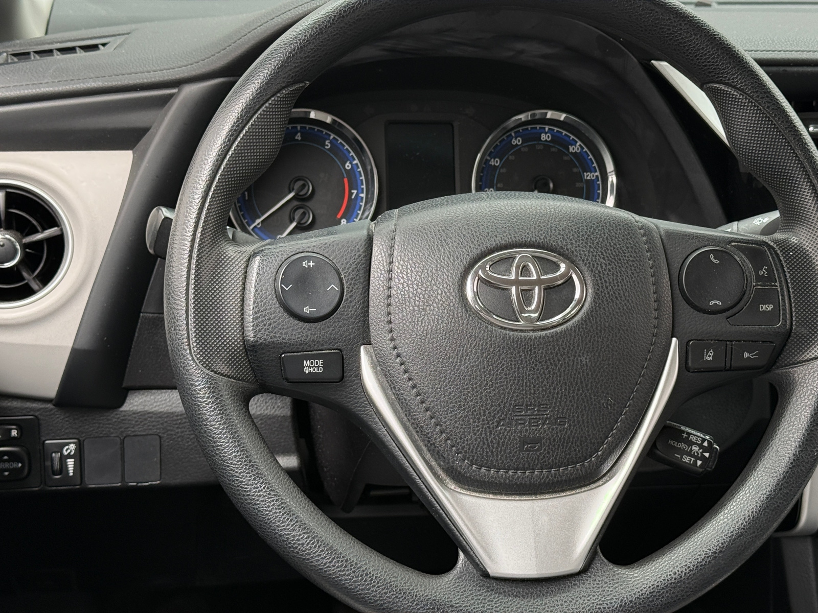 Thumbnail: 2017 Toyota Corolla - 5