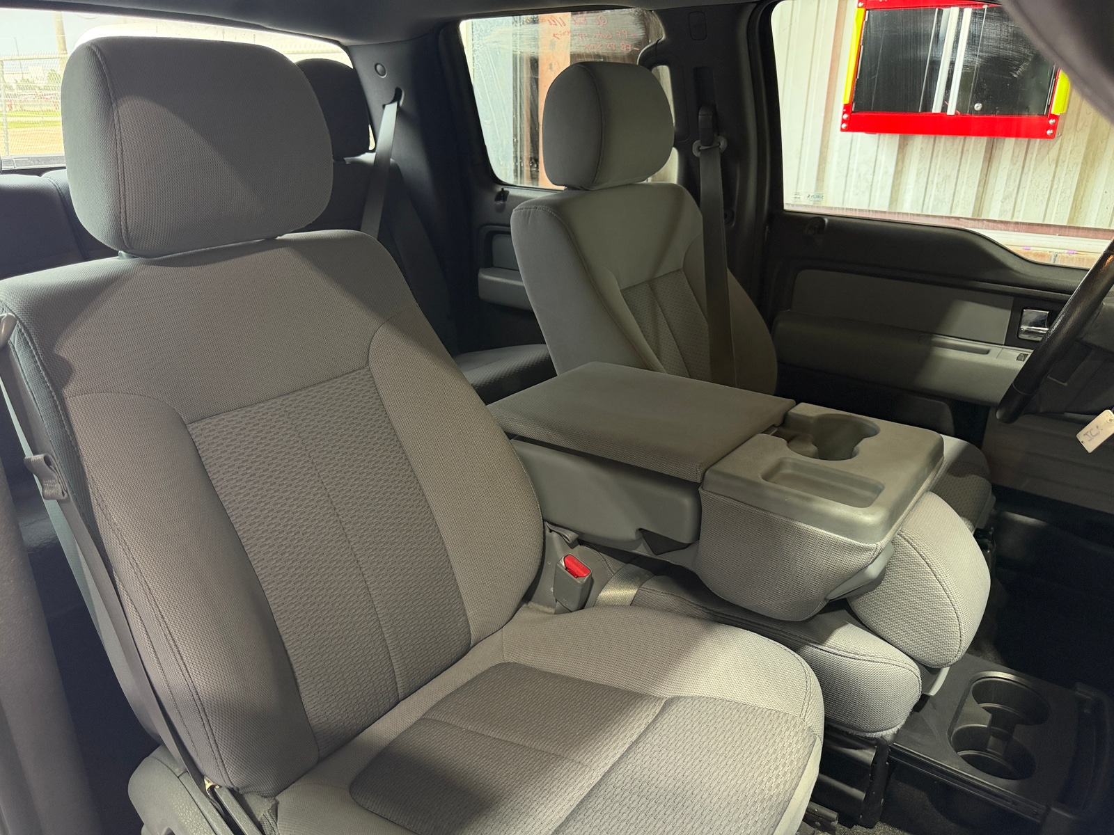 Thumbnail: 2014 Ford Econoline - 2