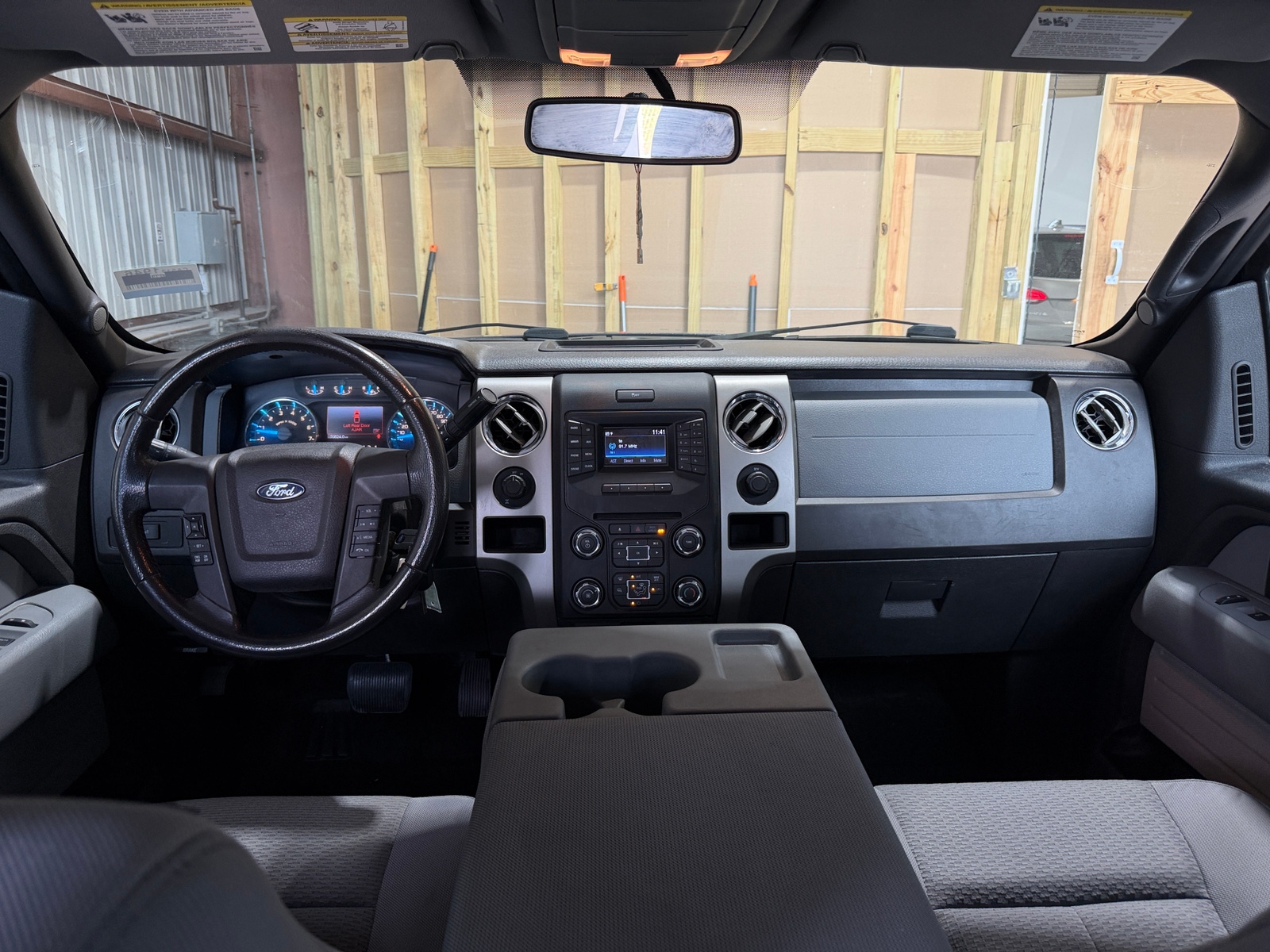 Thumbnail: 2014 Ford Econoline - 3