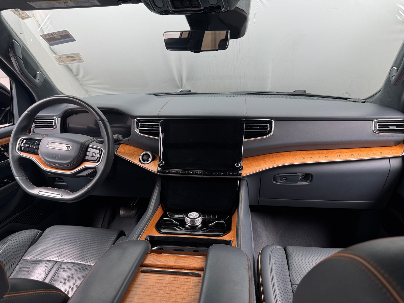 Thumbnail: 2022 Jeep Grand Wagoneer - 2