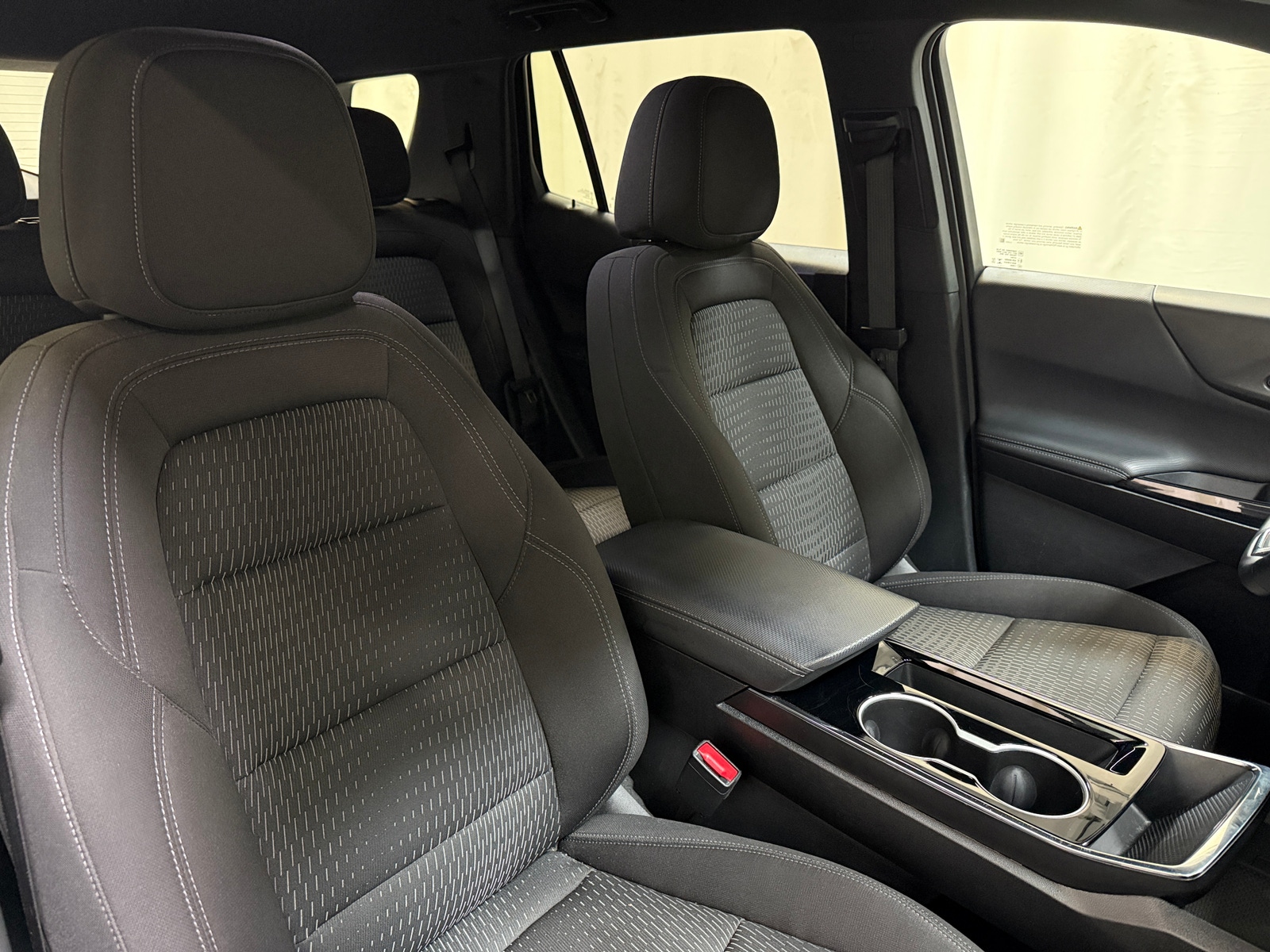 Thumbnail: 2025 Chevrolet Equinox - 2