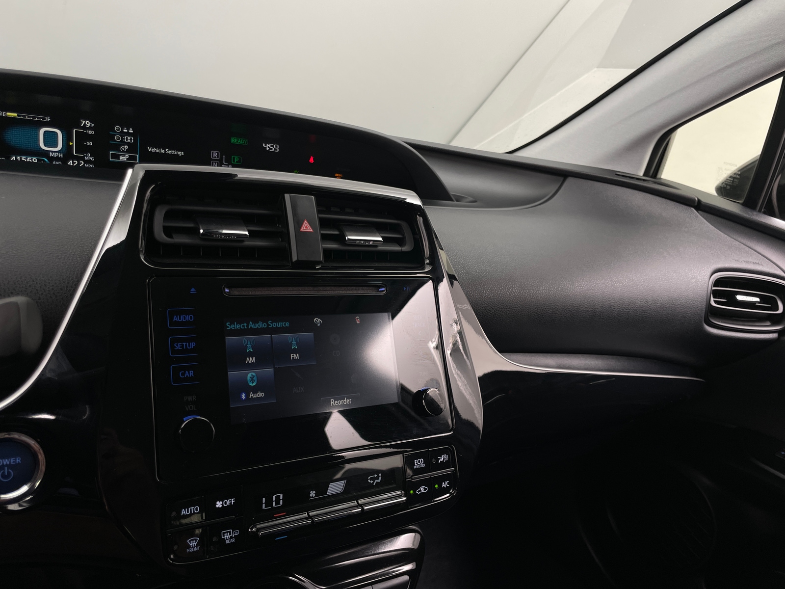 Thumbnail: 2017 Toyota Prius - 4