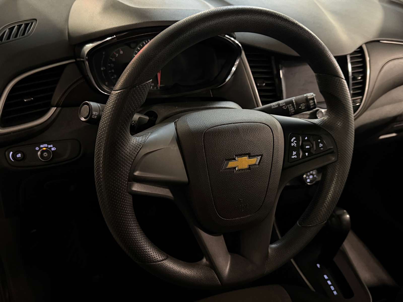 Thumbnail: 2020 Chevrolet Trax - 5