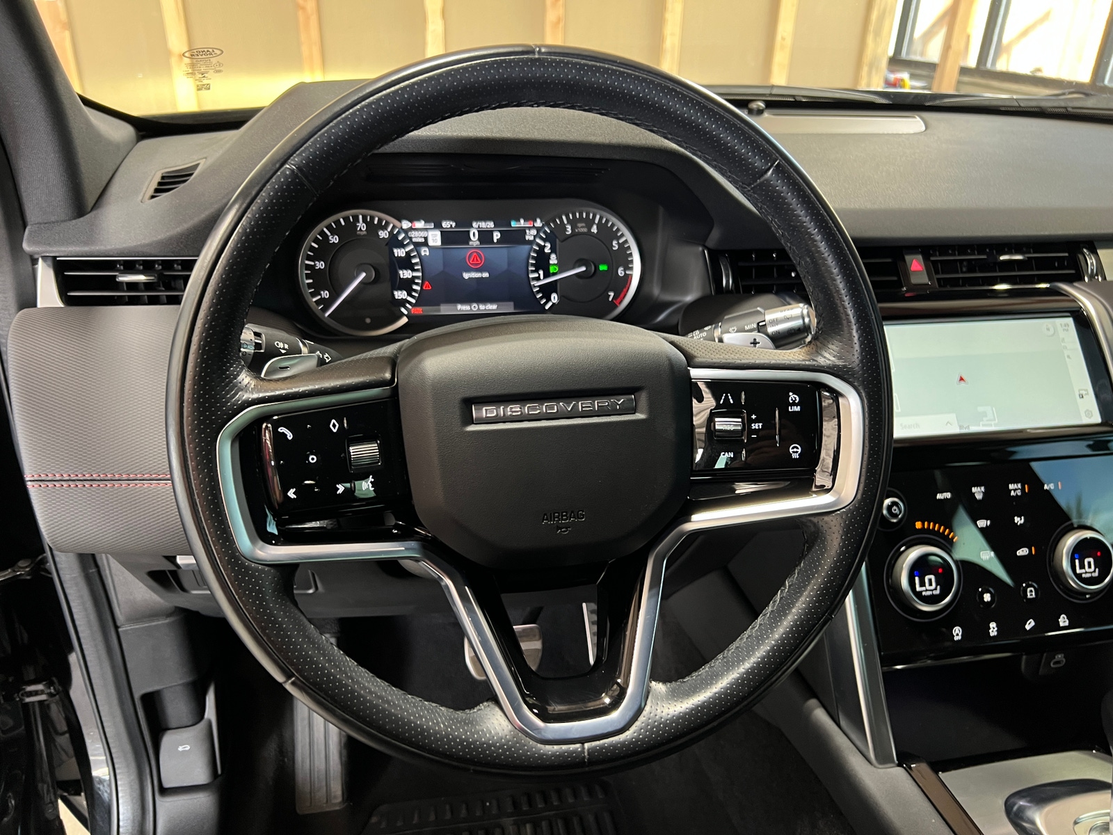 Thumbnail: 2021 Land Rover Discovery Sport - 4