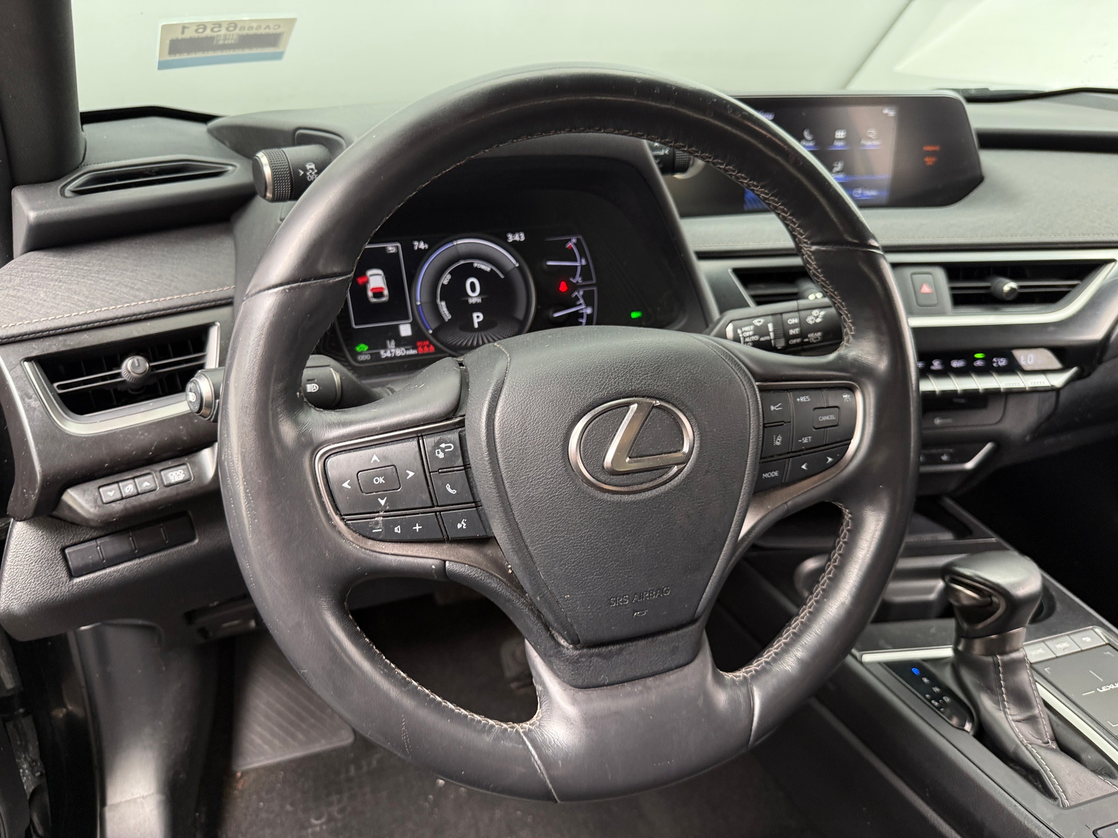 Thumbnail: 2019 Lexus UX - 4