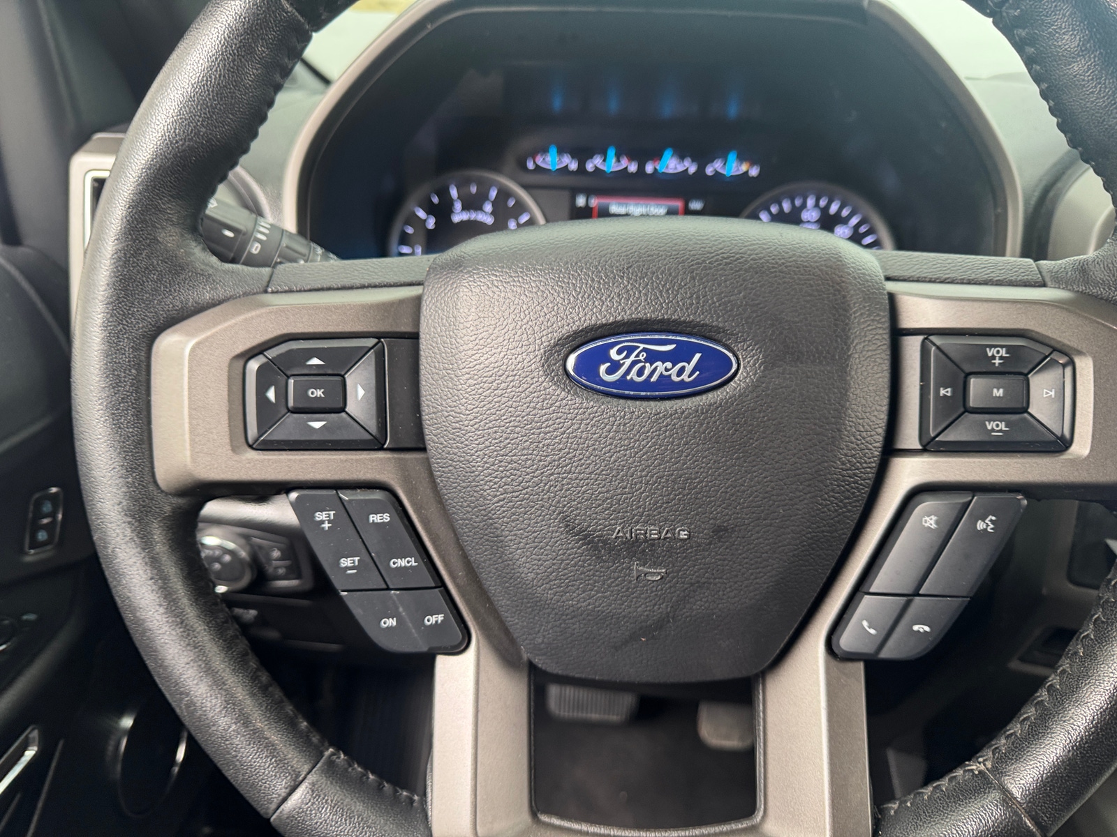 Thumbnail: 2020 Ford Expedition - 5