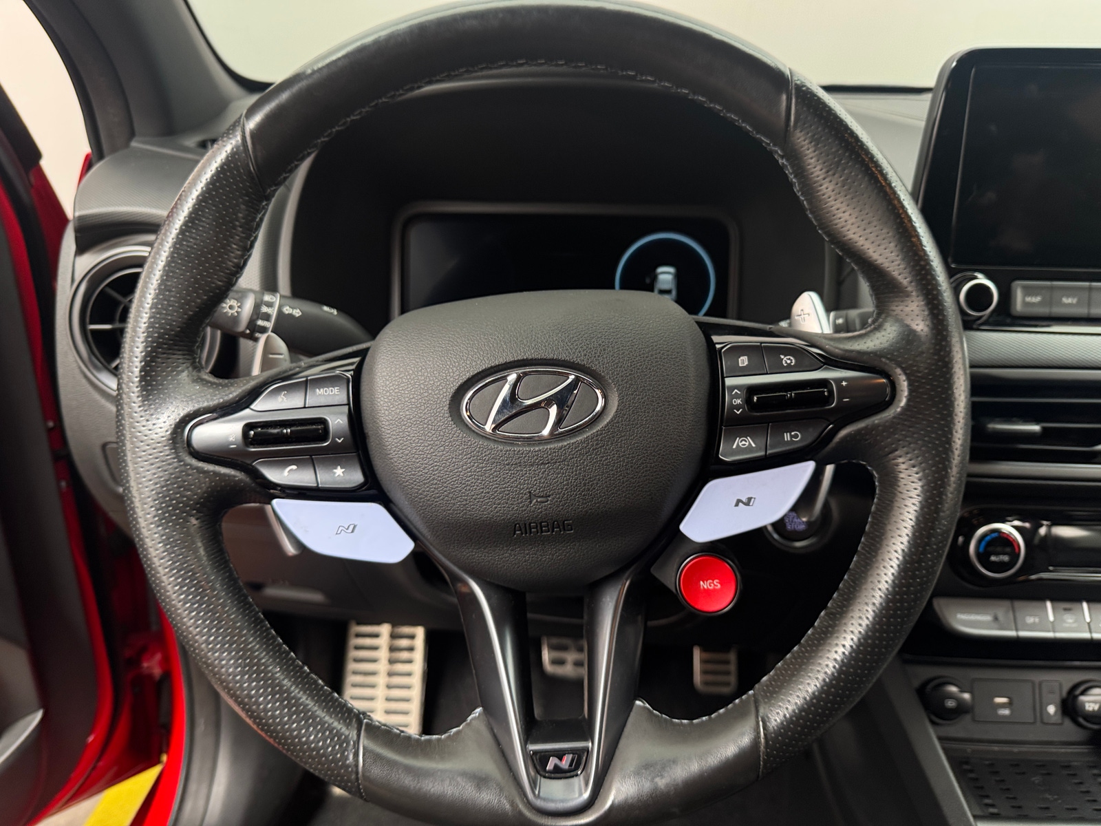 Thumbnail: 2022 Hyundai Kona - 4