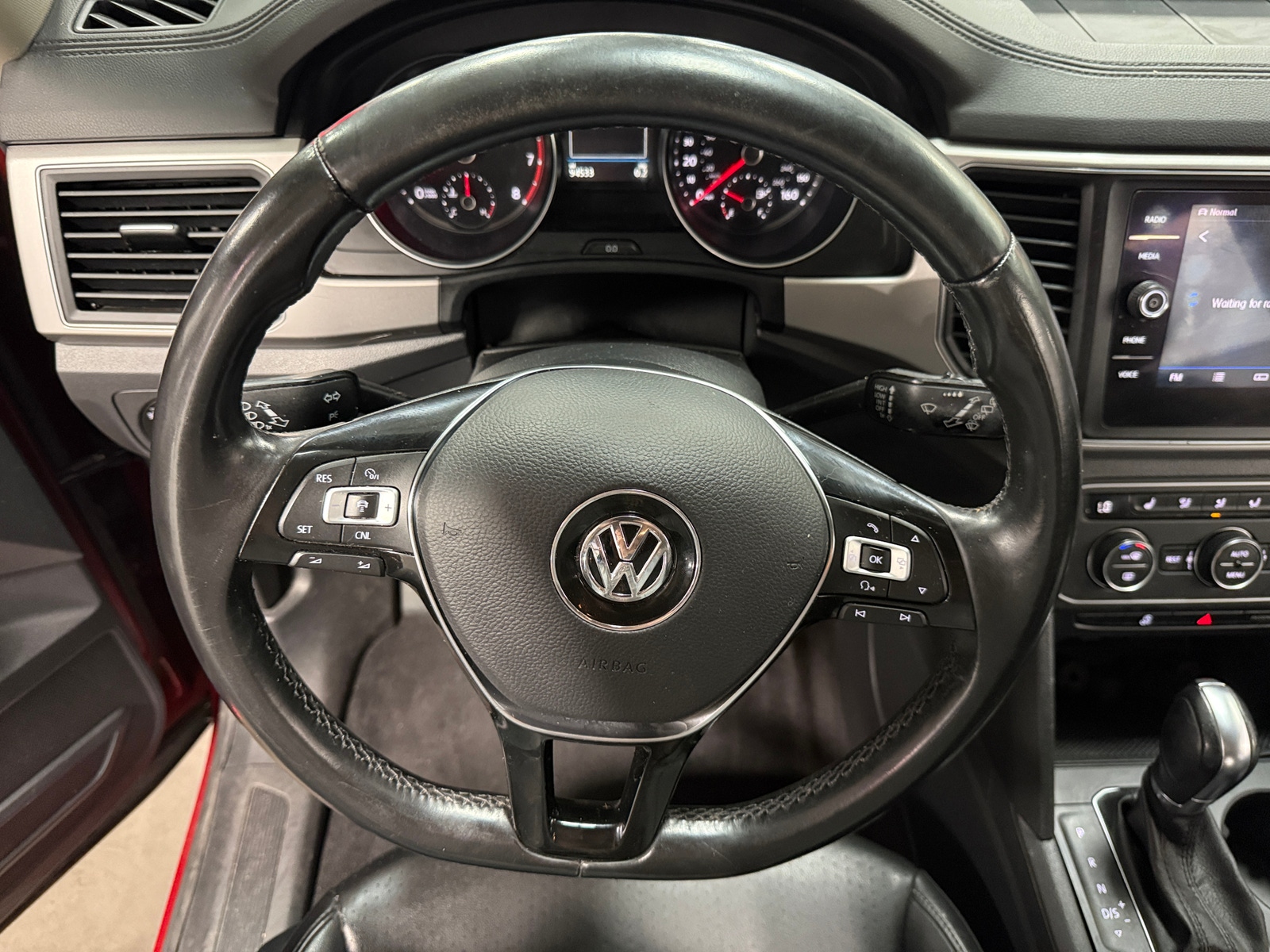Thumbnail: 2018 Volkswagen Atlas - 4