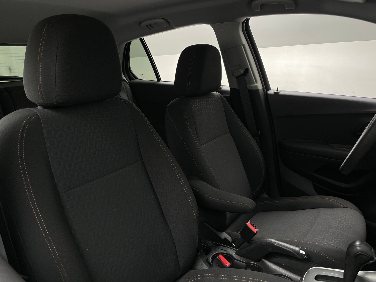 Thumbnail: 2020 Chevrolet Trax - 2