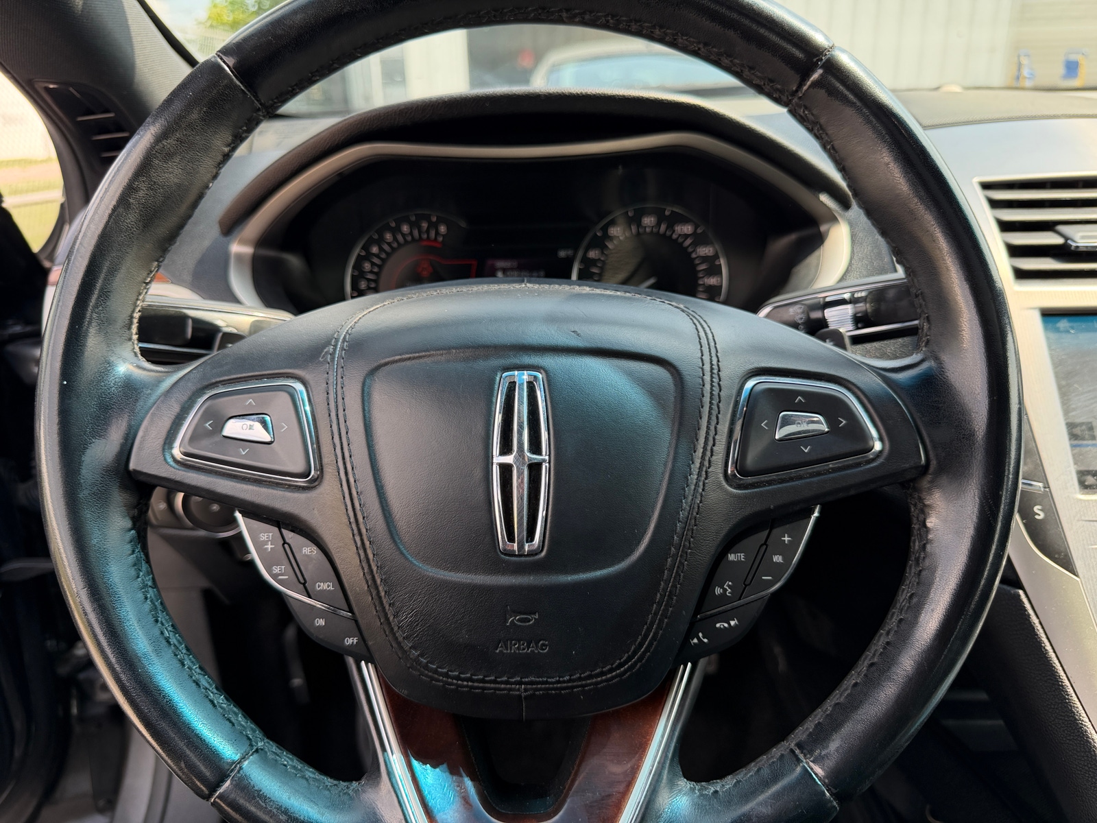 Thumbnail: 2018 Lincoln MKZ - 4