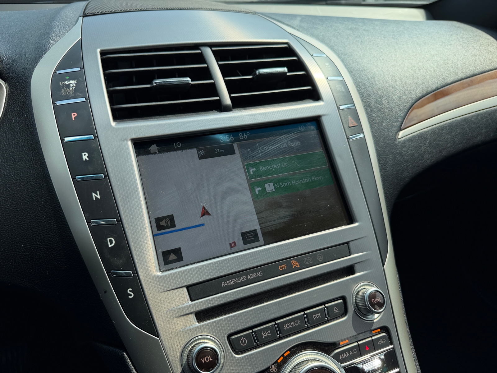 Thumbnail: 2018 Lincoln MKZ - 3