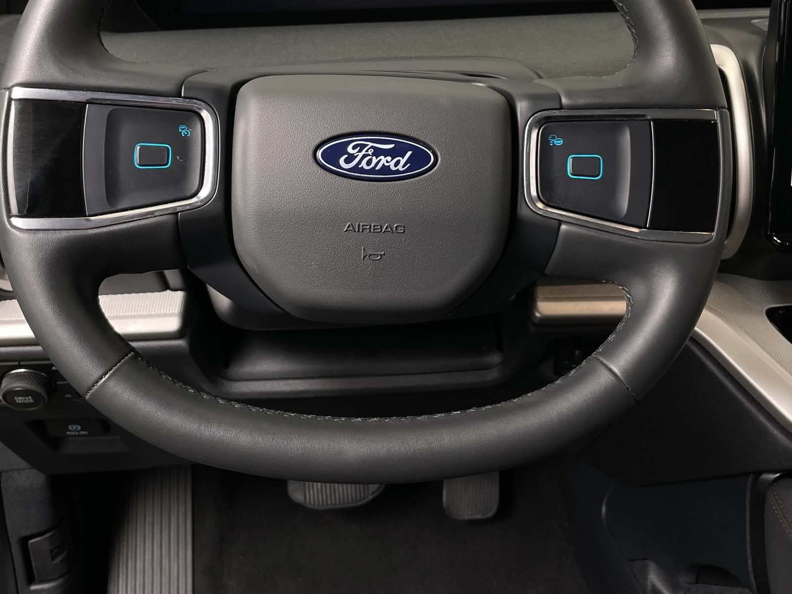Thumbnail: 2025 Ford Expedition MAX - 5