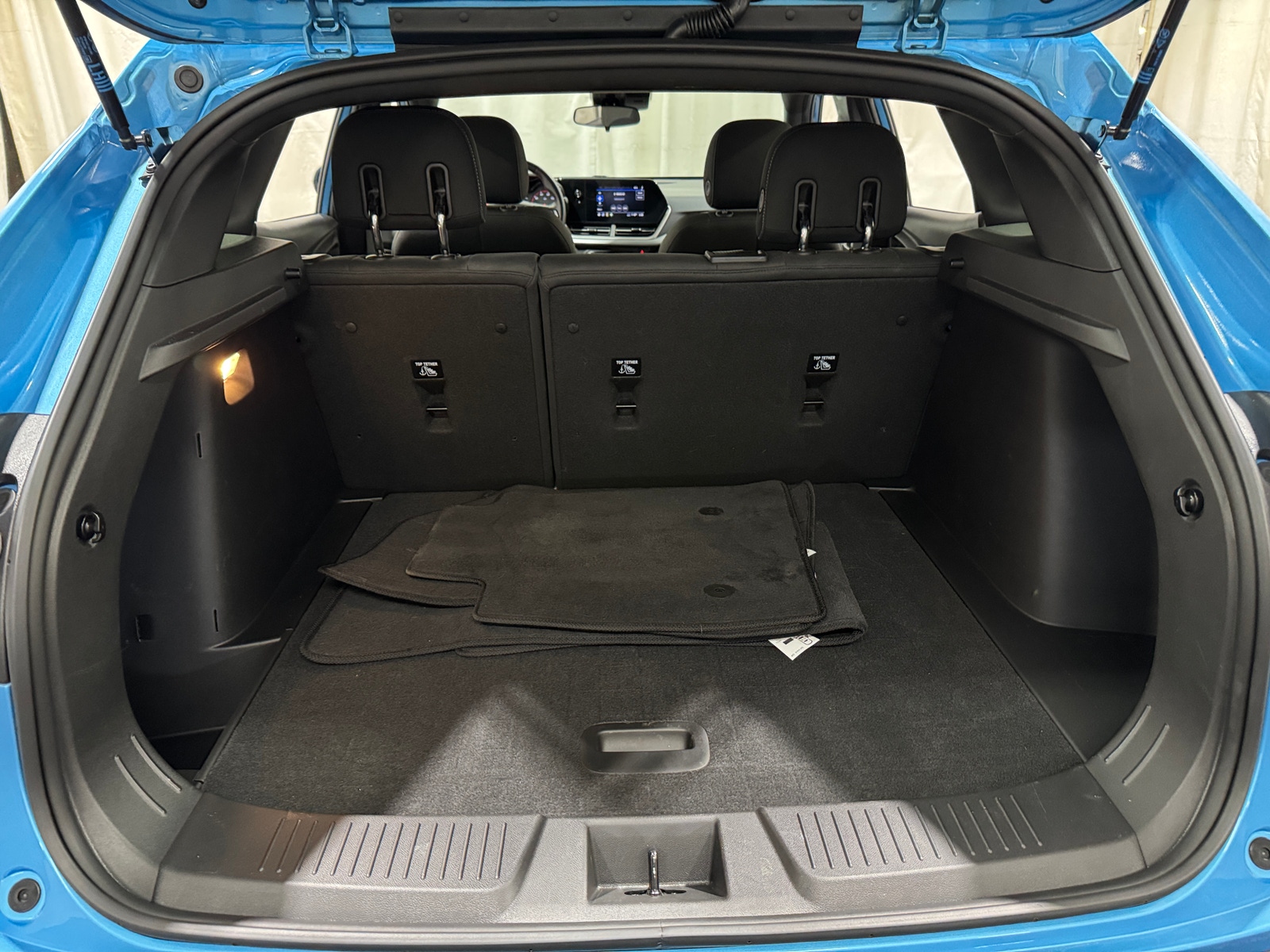 Thumbnail: 2025 Chevrolet Trax - 7