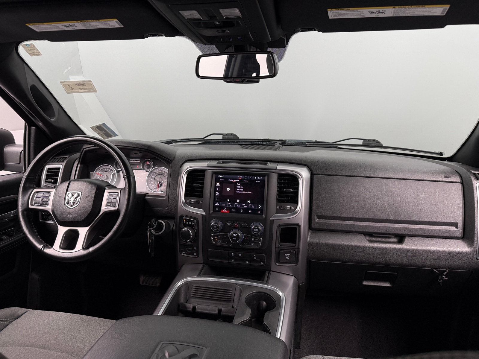 Thumbnail: 2022 RAM 1500 Classic - 3