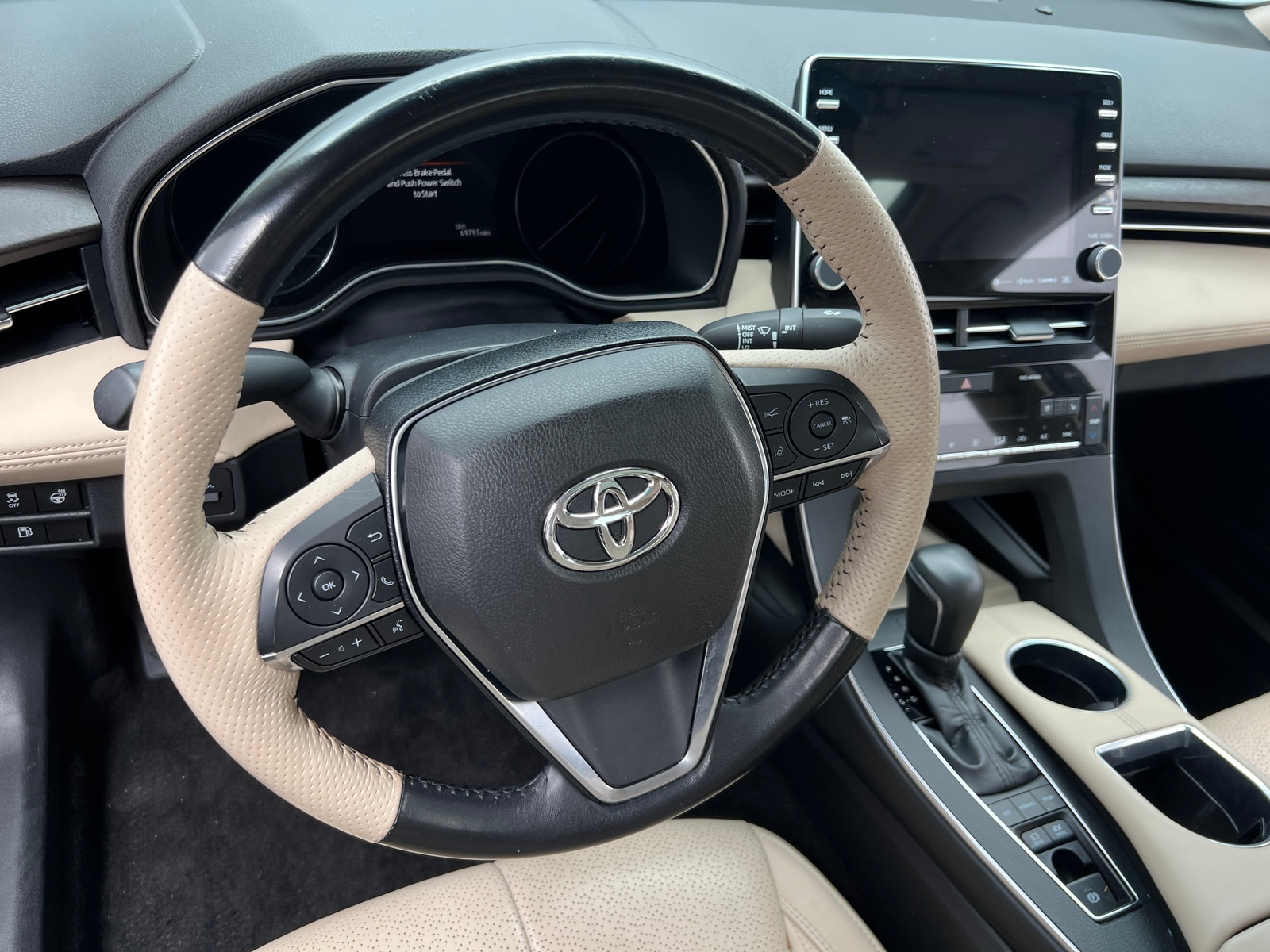 Thumbnail: 2019 Toyota Avalon - 4