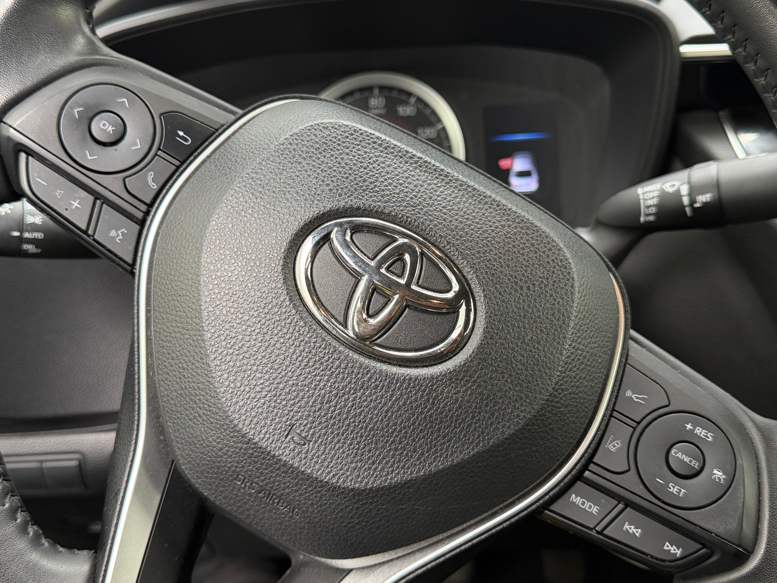 Thumbnail: 2022 Toyota Corolla - 5