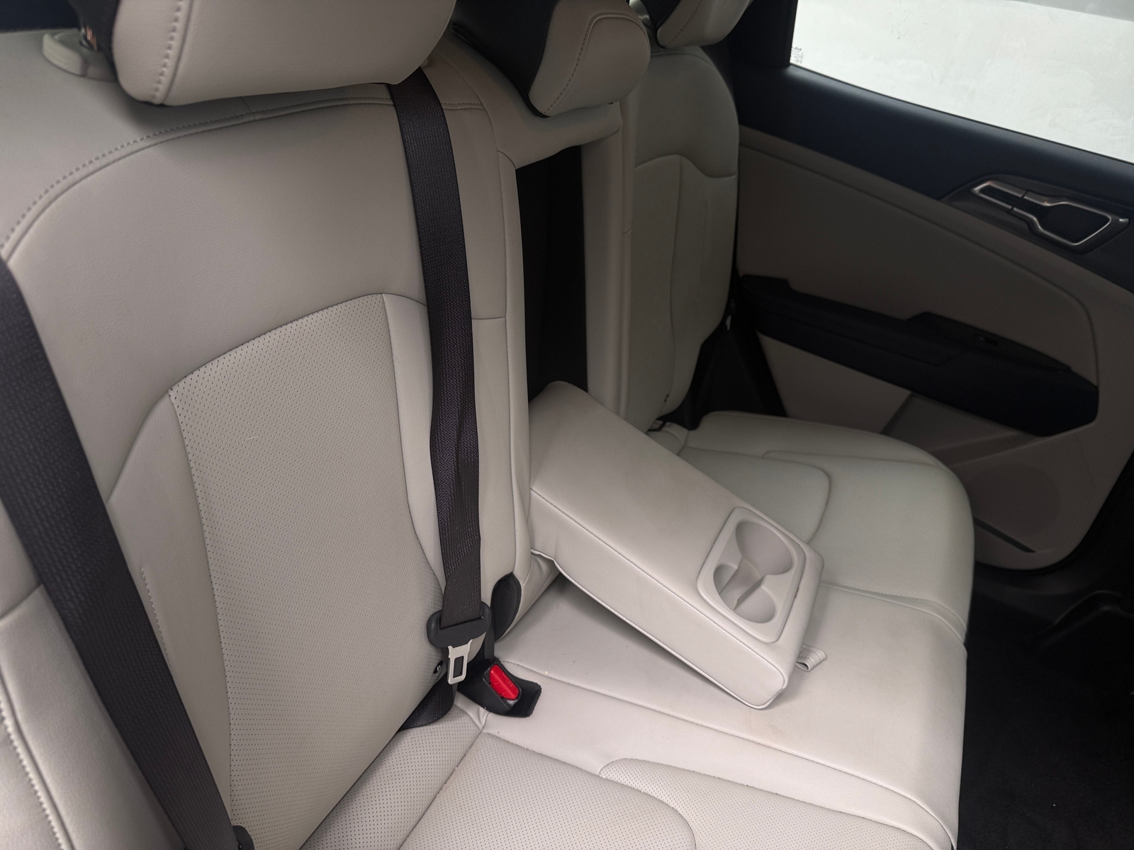 Thumbnail: 2025 Kia Sportage - 5