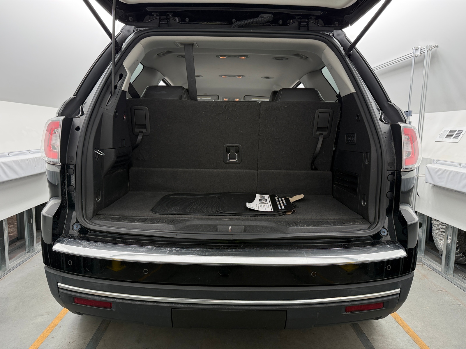 Thumbnail: 2017 GMC Acadia - 6