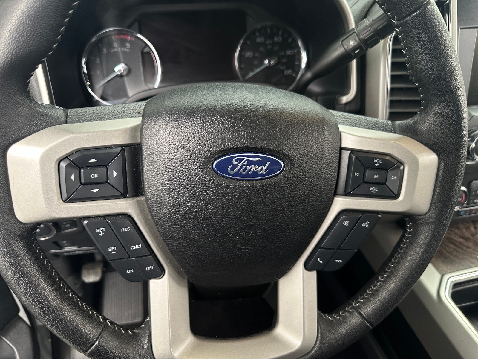 Thumbnail: 2019 Ford Econoline - 4