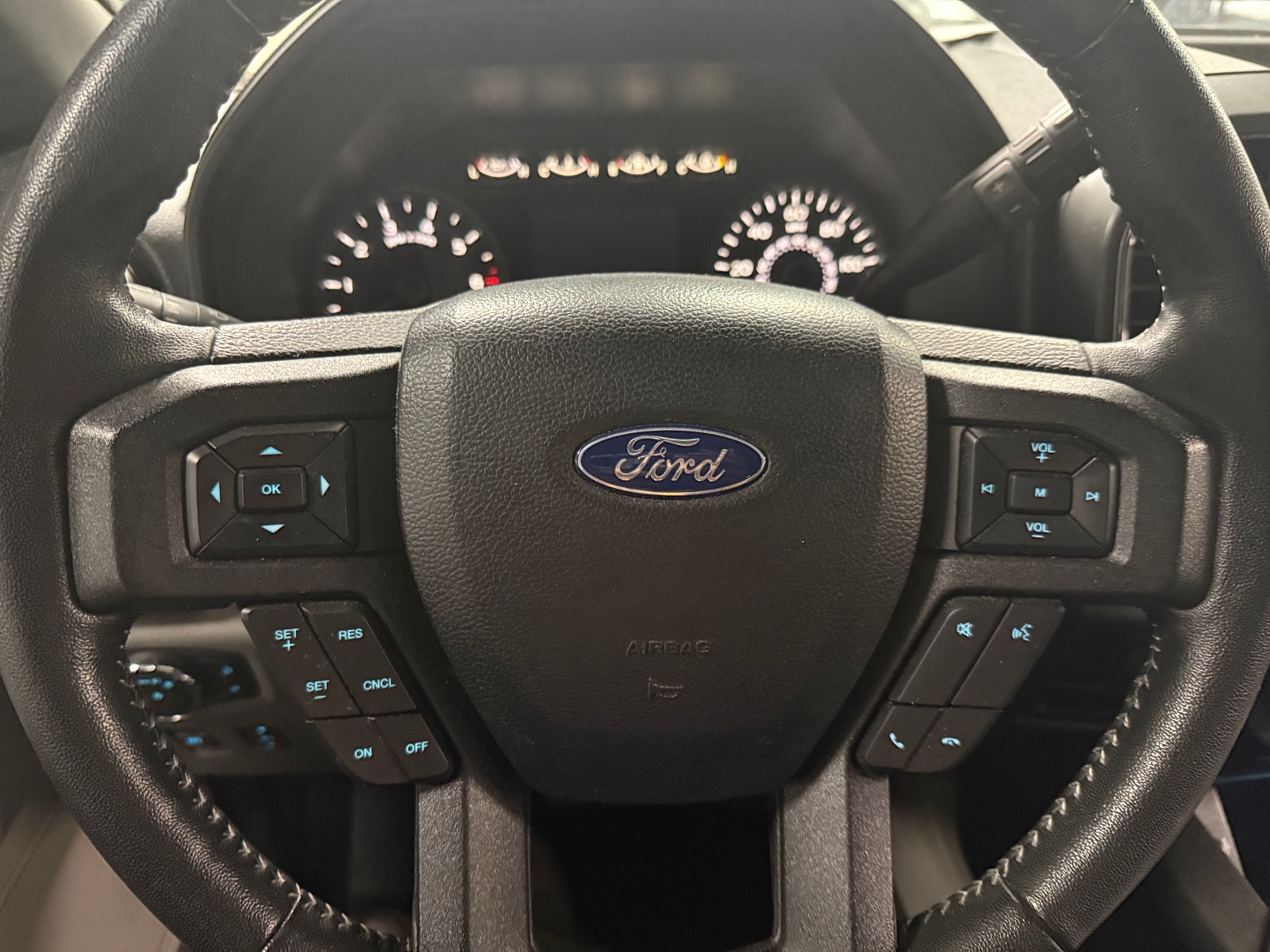 Thumbnail: 2020 Ford Econoline - 5