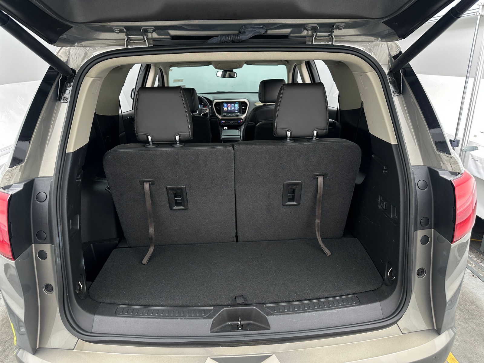 Thumbnail: 2019 GMC Acadia - 6