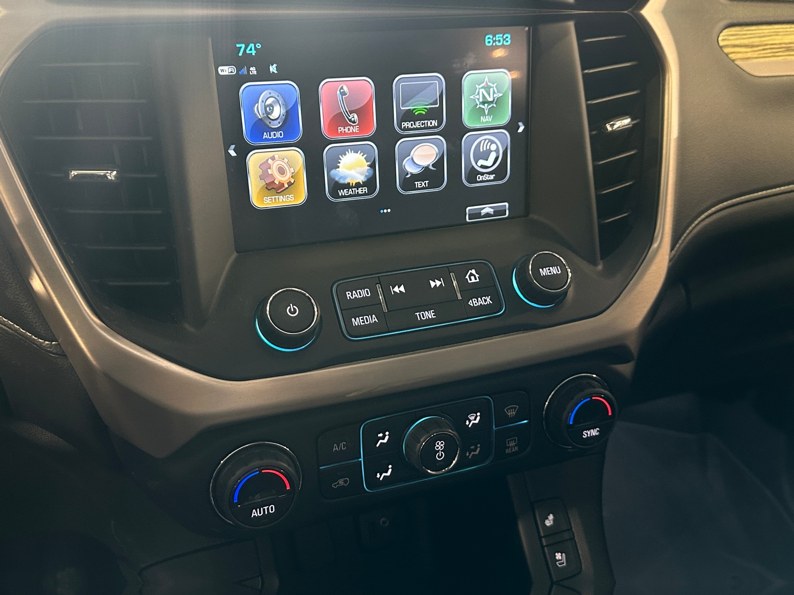 Thumbnail: 2019 GMC Acadia - 3