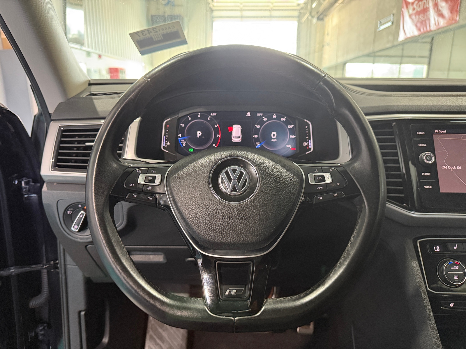 Thumbnail: 2019 Volkswagen Atlas - 4