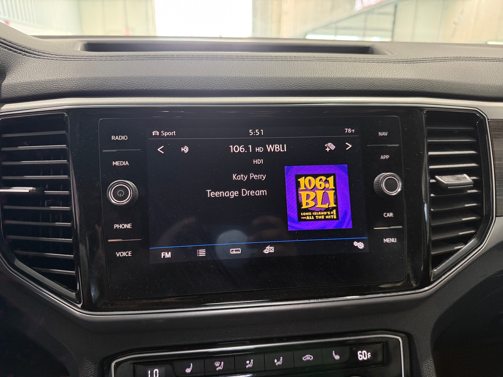 Thumbnail: 2019 Volkswagen Atlas - 3