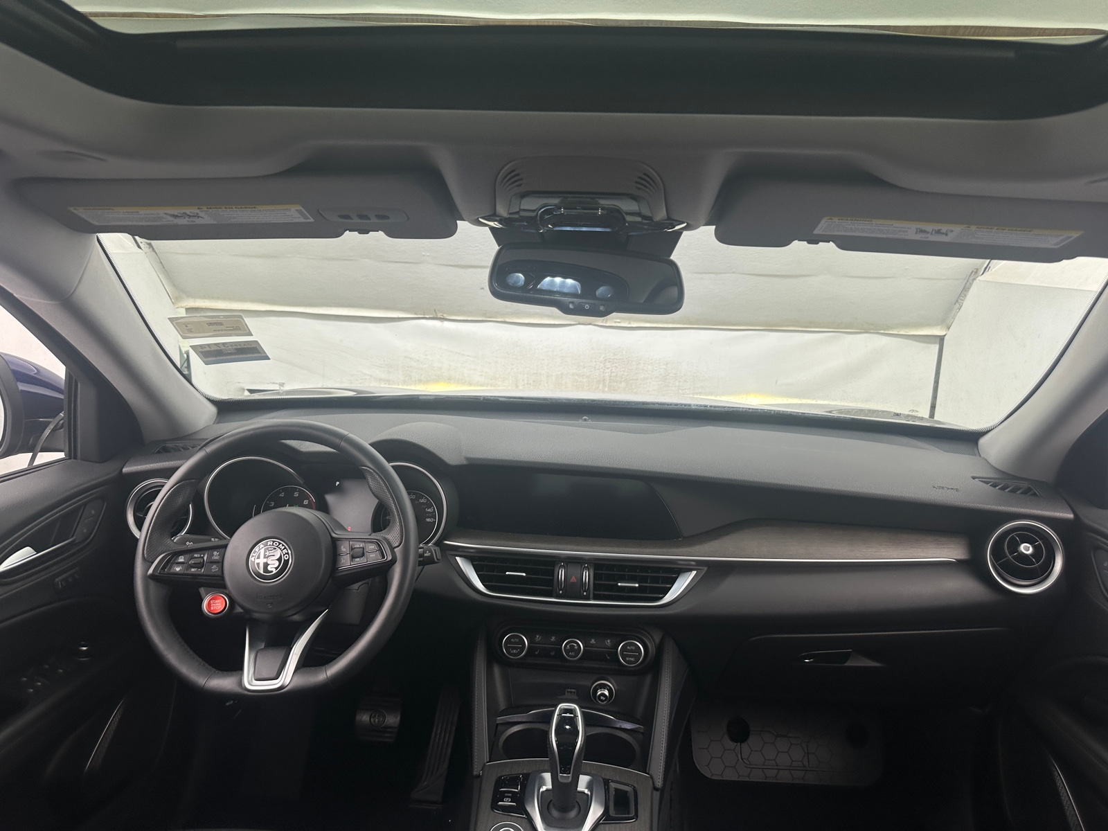 Thumbnail: 2021 Alfa Romeo Stelvio - 2