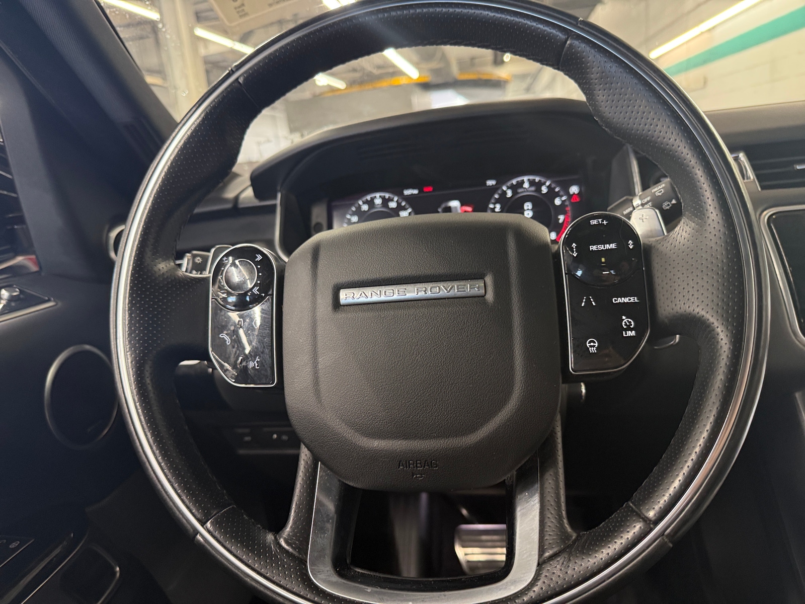 Thumbnail: 2020 Land Rover Range Rover Sport - 4