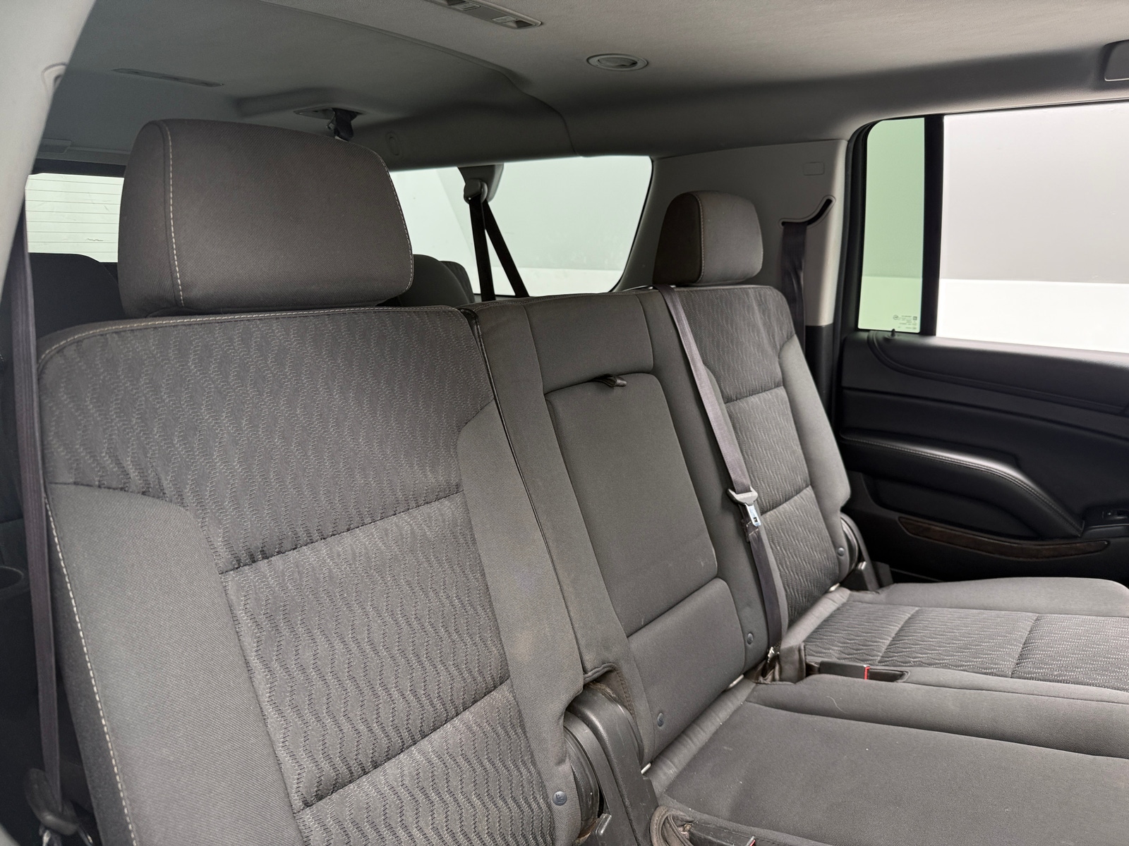 Thumbnail: 2016 Chevrolet Suburban - 6