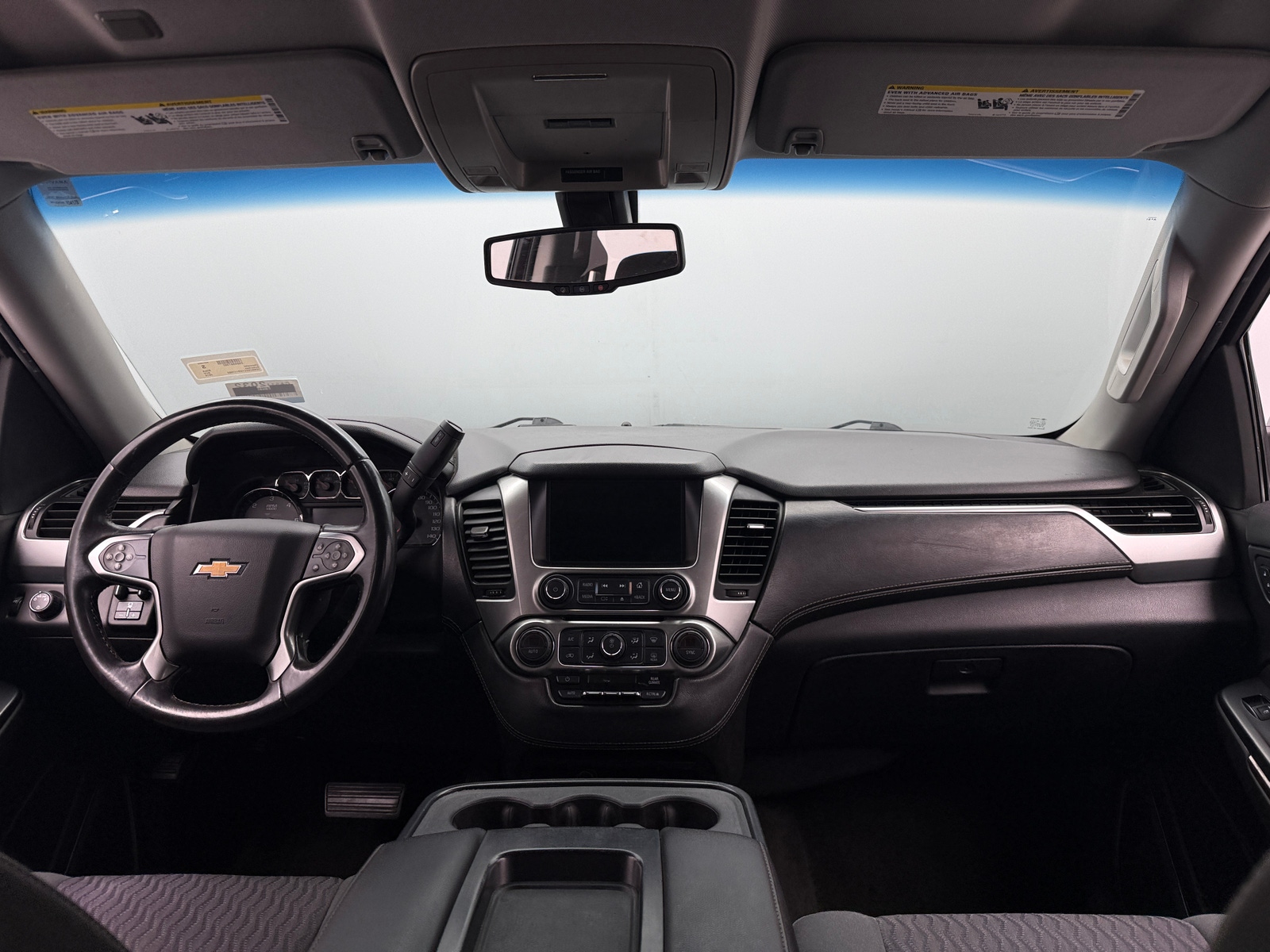 Thumbnail: 2016 Chevrolet Suburban - 3