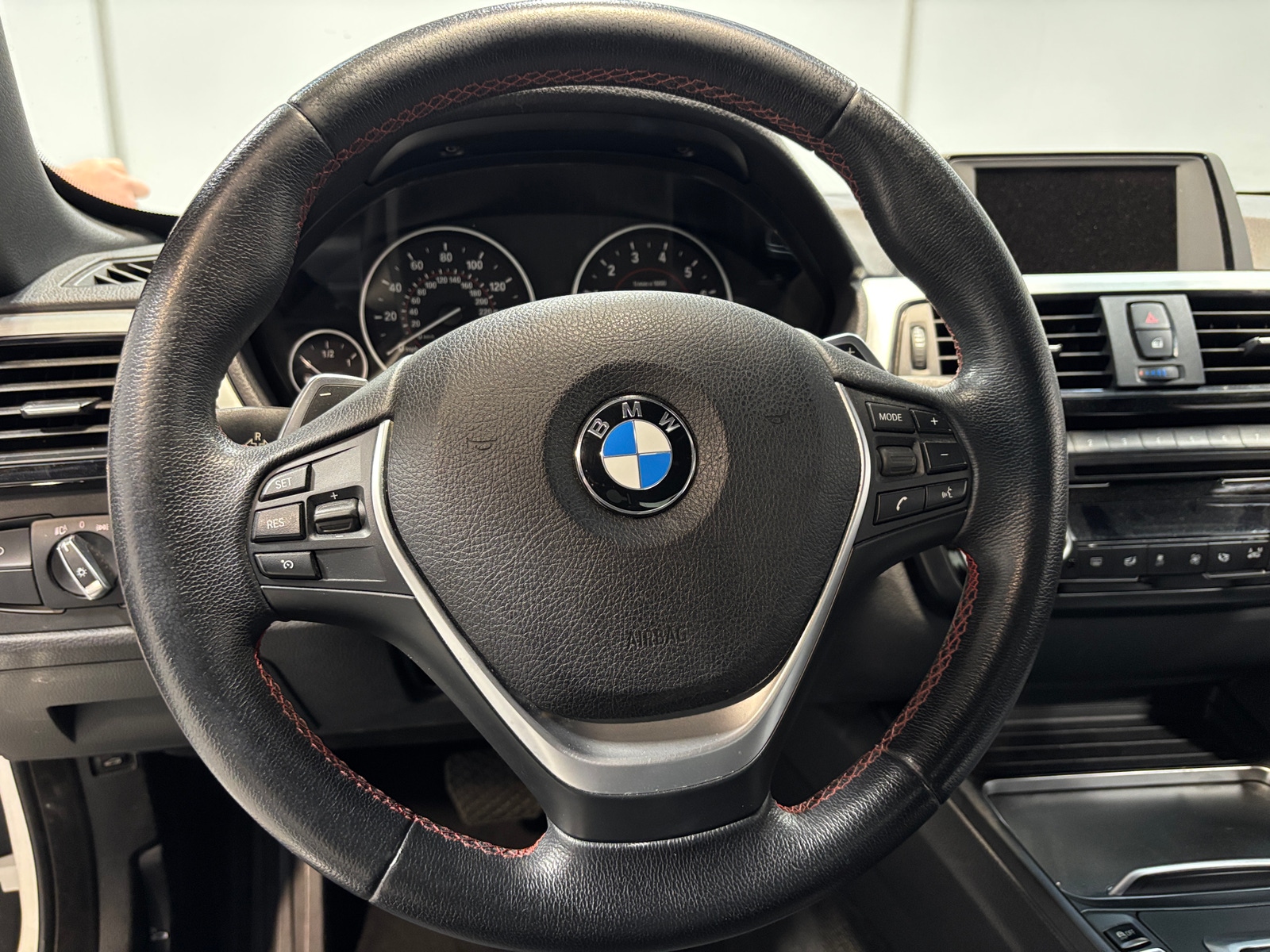 Thumbnail: 2017 BMW 4 Series - 4