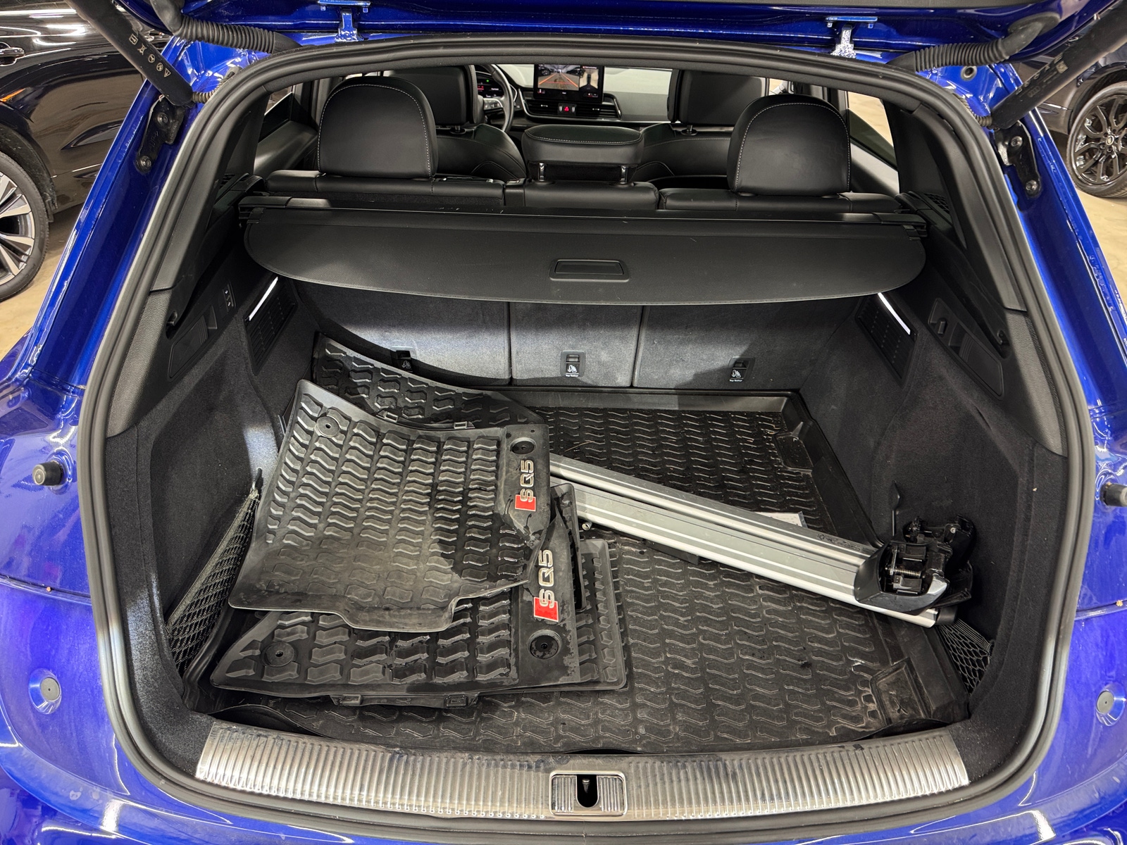 Thumbnail: 2024 Audi SQ5 - 6