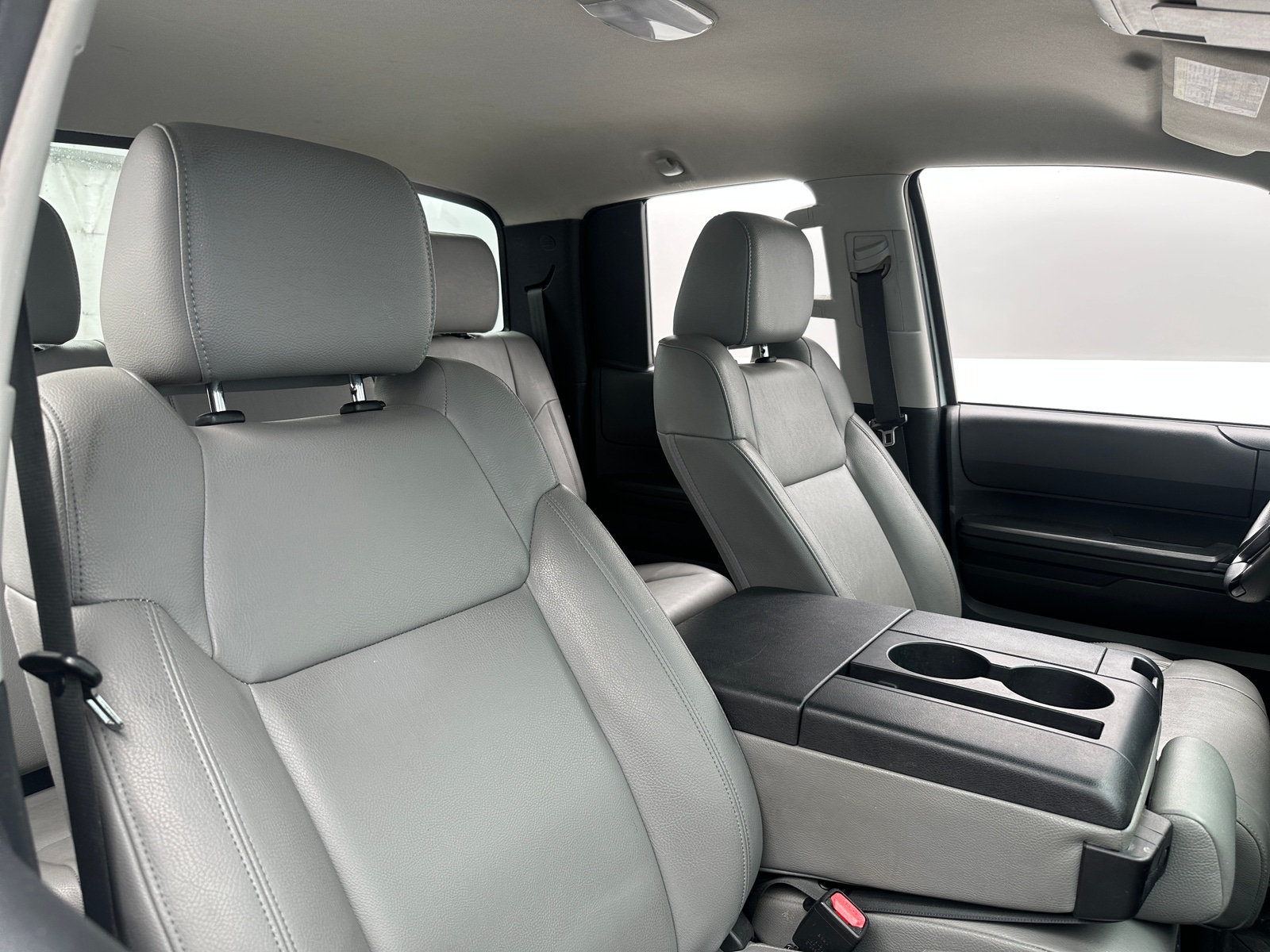Thumbnail: 2016 Toyota Tundra - 2