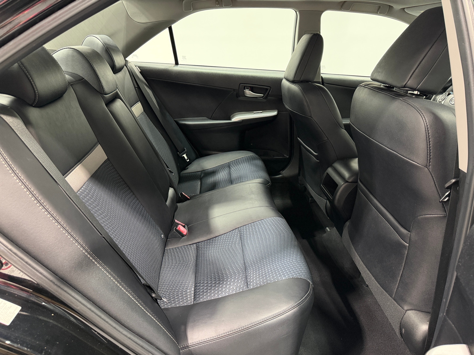 Thumbnail: 2013 Toyota Camry - 6
