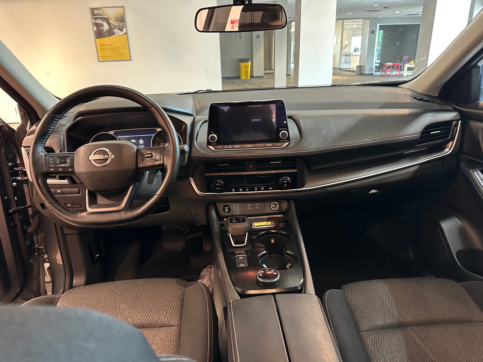 Thumbnail: 2025 Nissan Rogue - 3