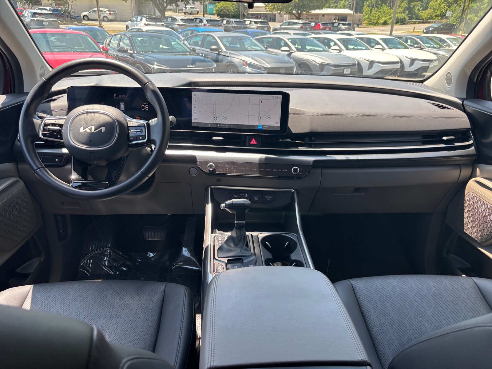 Thumbnail: 2026 Kia Carnival - 3