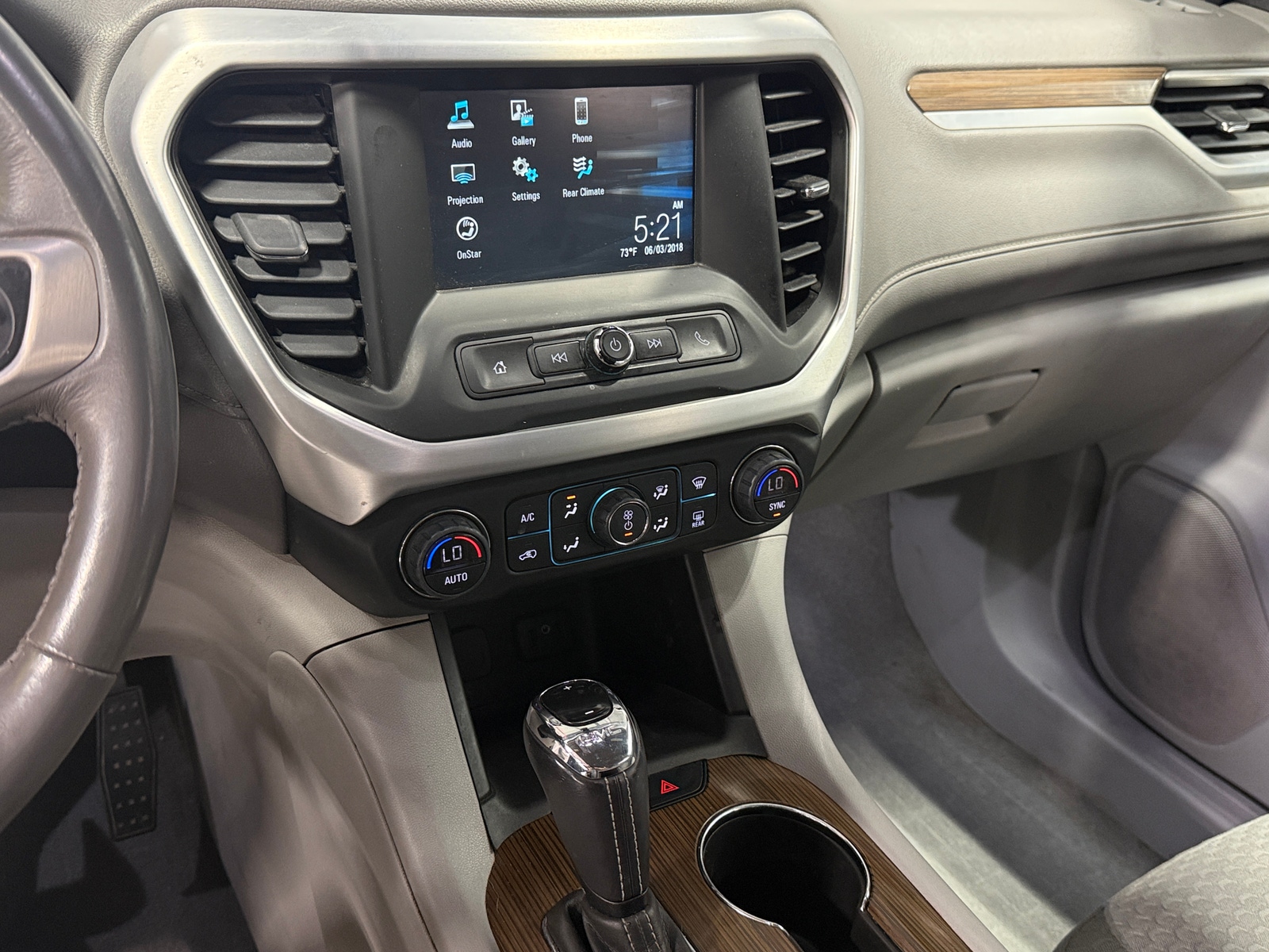 Thumbnail: 2019 GMC Acadia - 4
