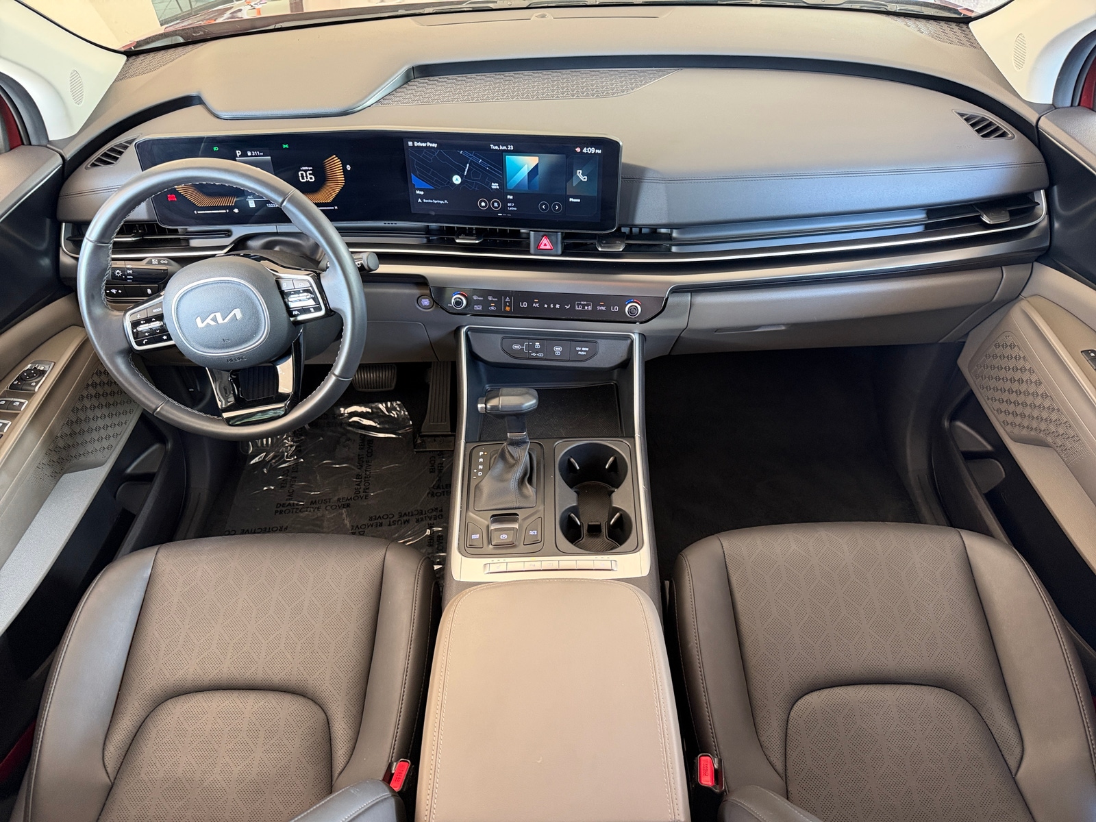 Thumbnail: 2026 Kia Carnival - 3