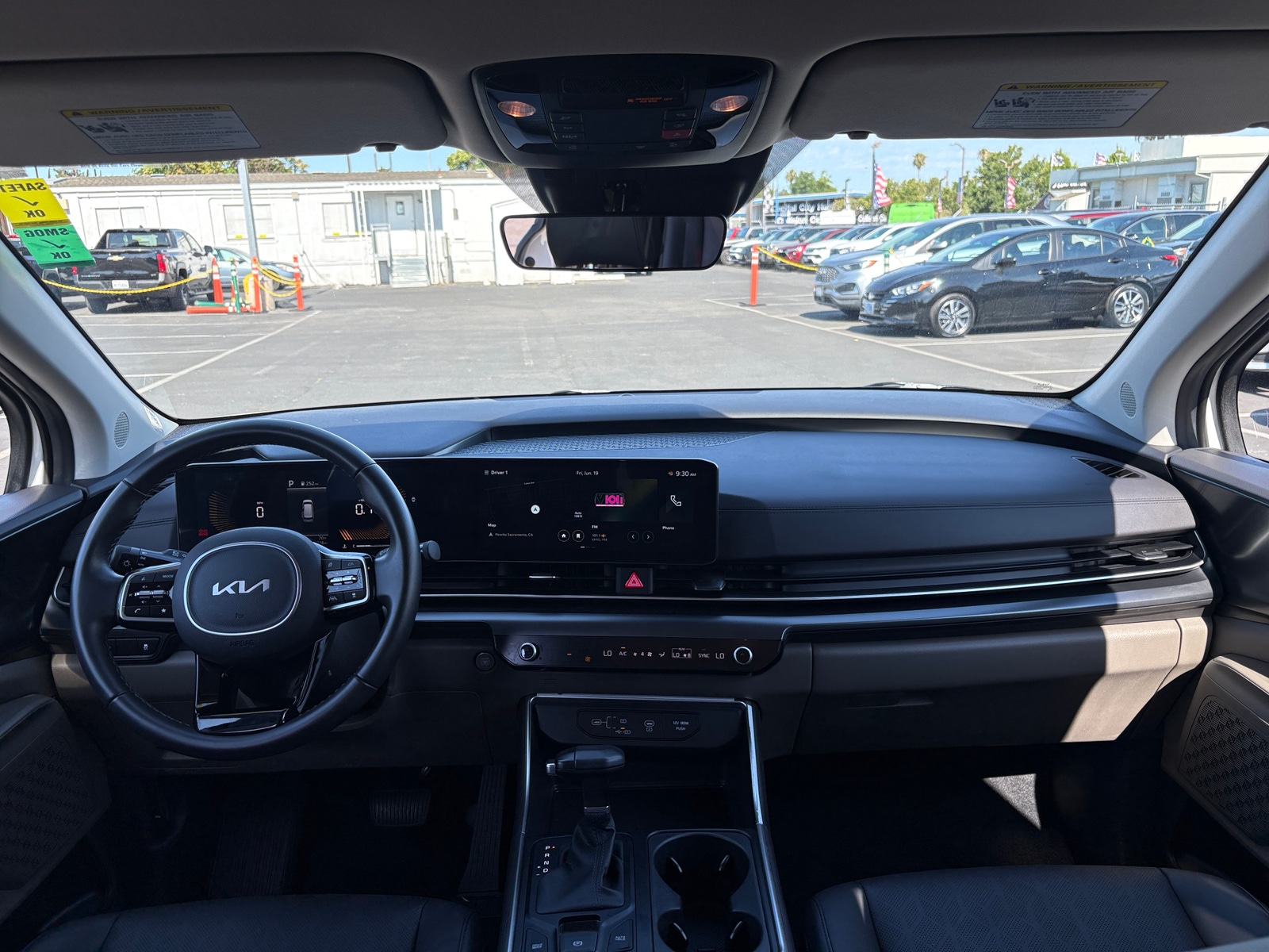 Thumbnail: 2026 Kia Carnival - 3
