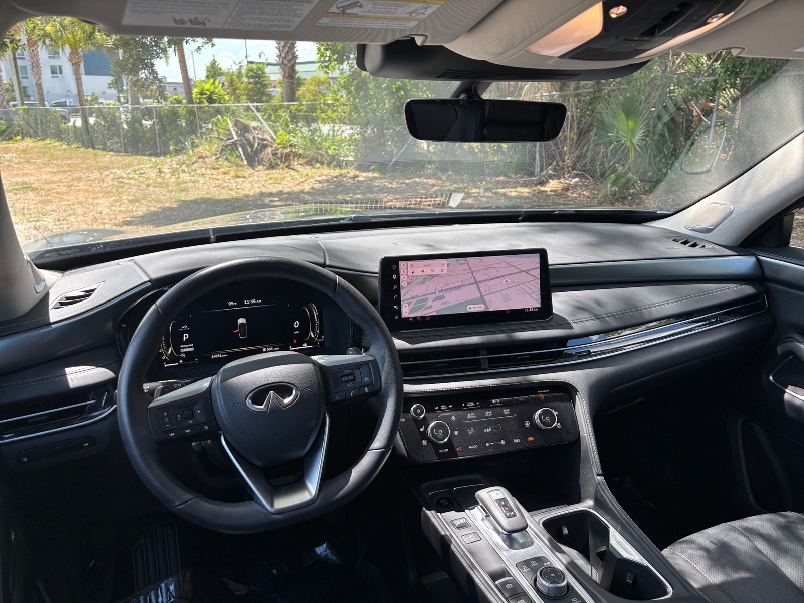 Thumbnail: 2026 INFINITI QX60 - 3