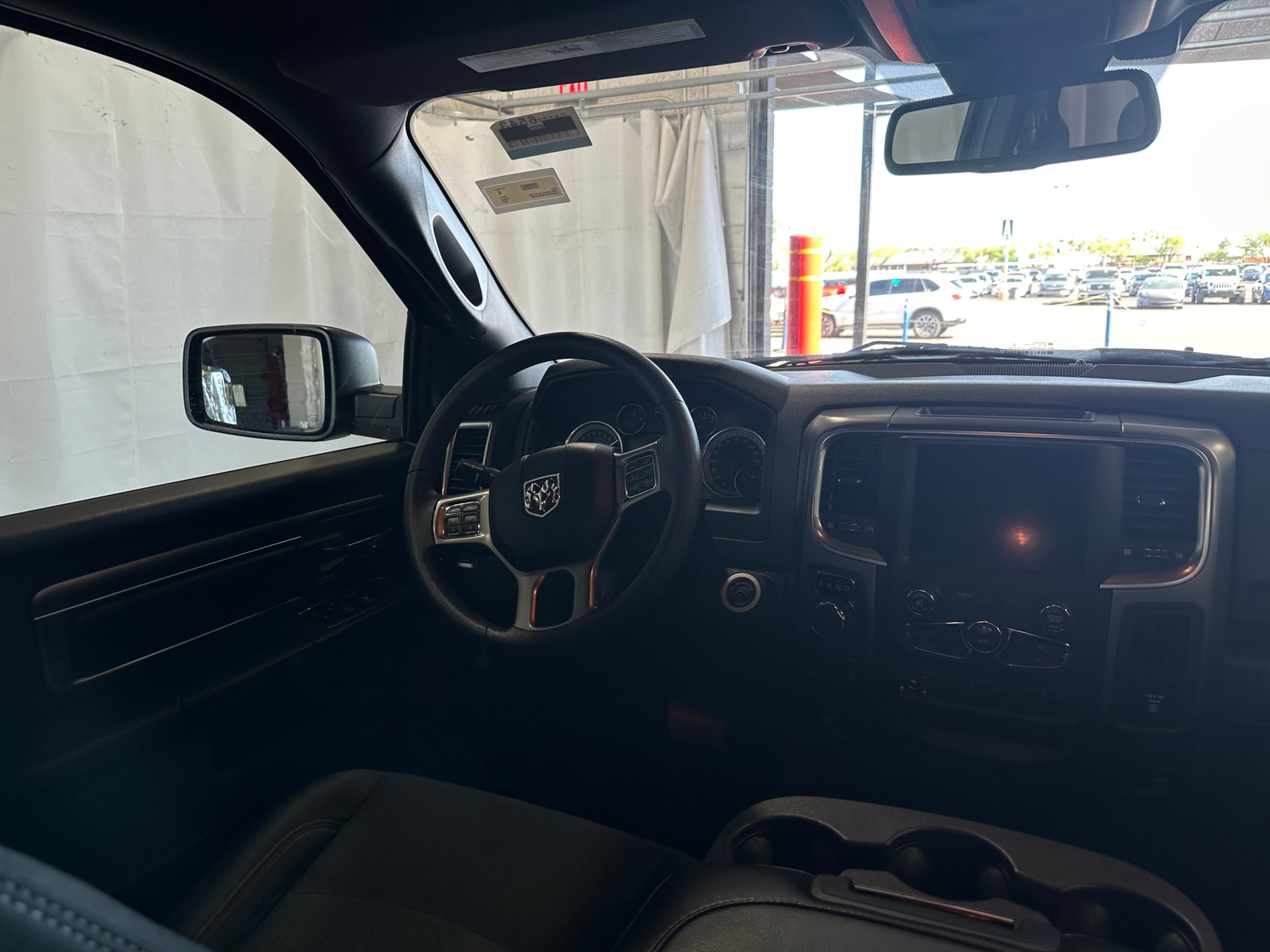 Thumbnail: 2021 RAM 1500 Classic - 5