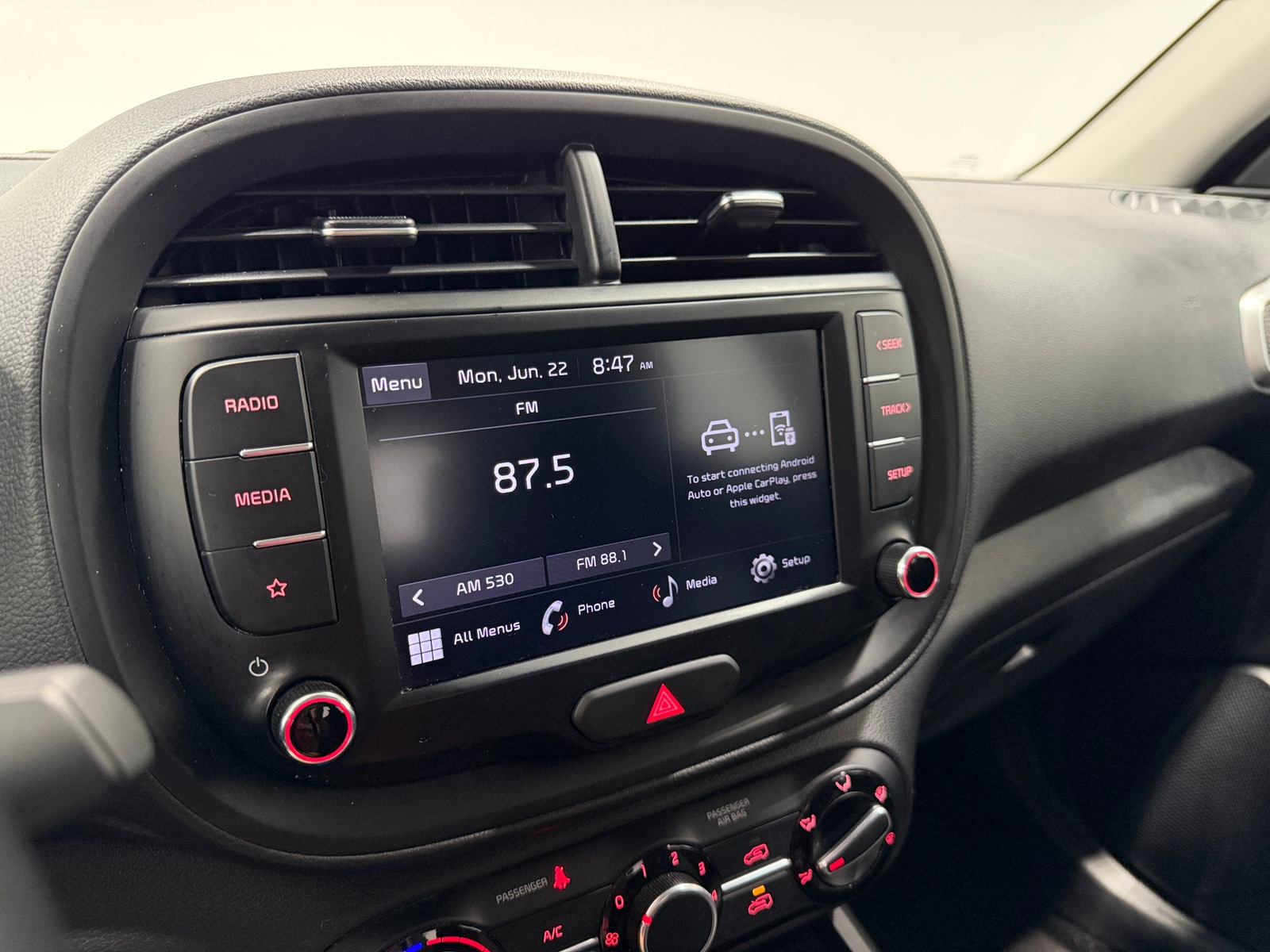 Thumbnail: 2022 Kia Soul - 4