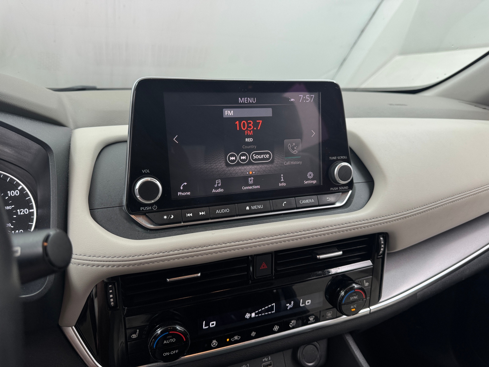 Thumbnail: 2021 Nissan Rogue - 4