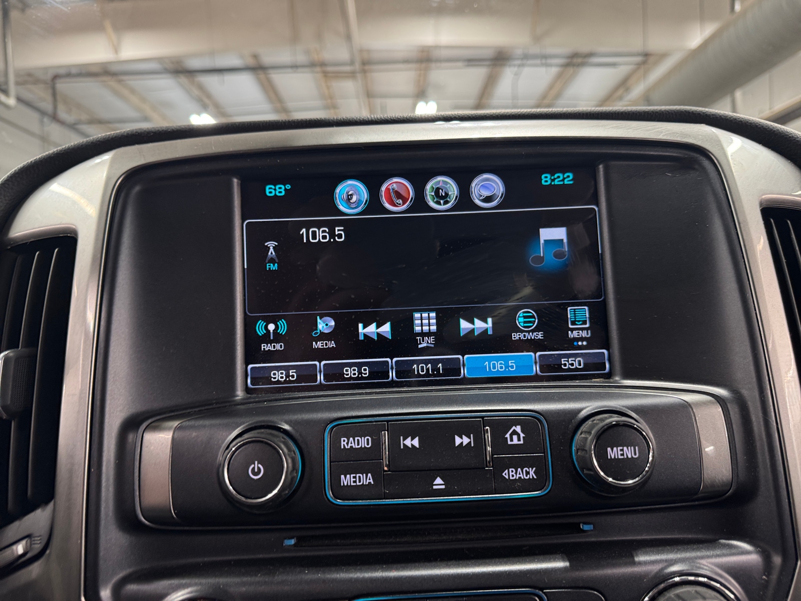 Thumbnail: 2018 Chevrolet Silverado 1500 - 4