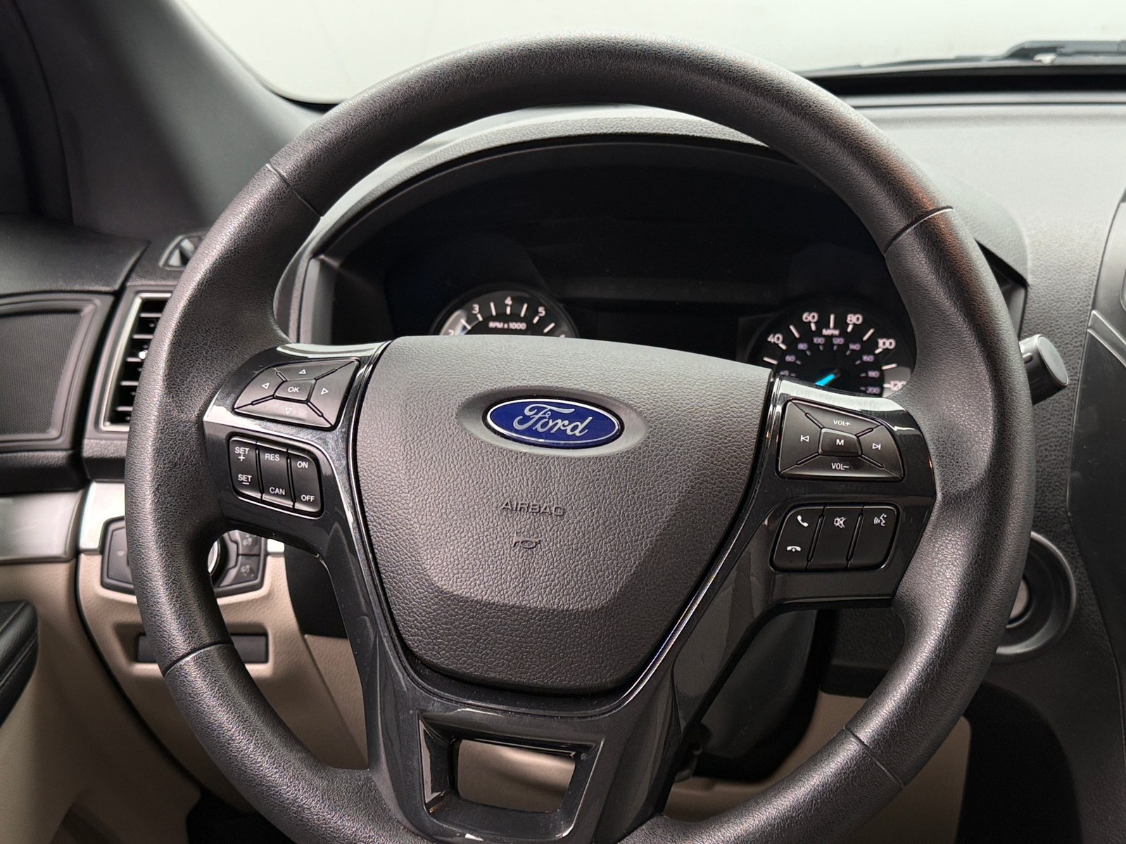 Thumbnail: 2018 Ford Explorer - 5