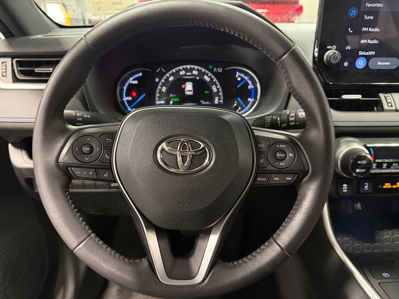 Thumbnail: 2024 Toyota RAV4 - 4