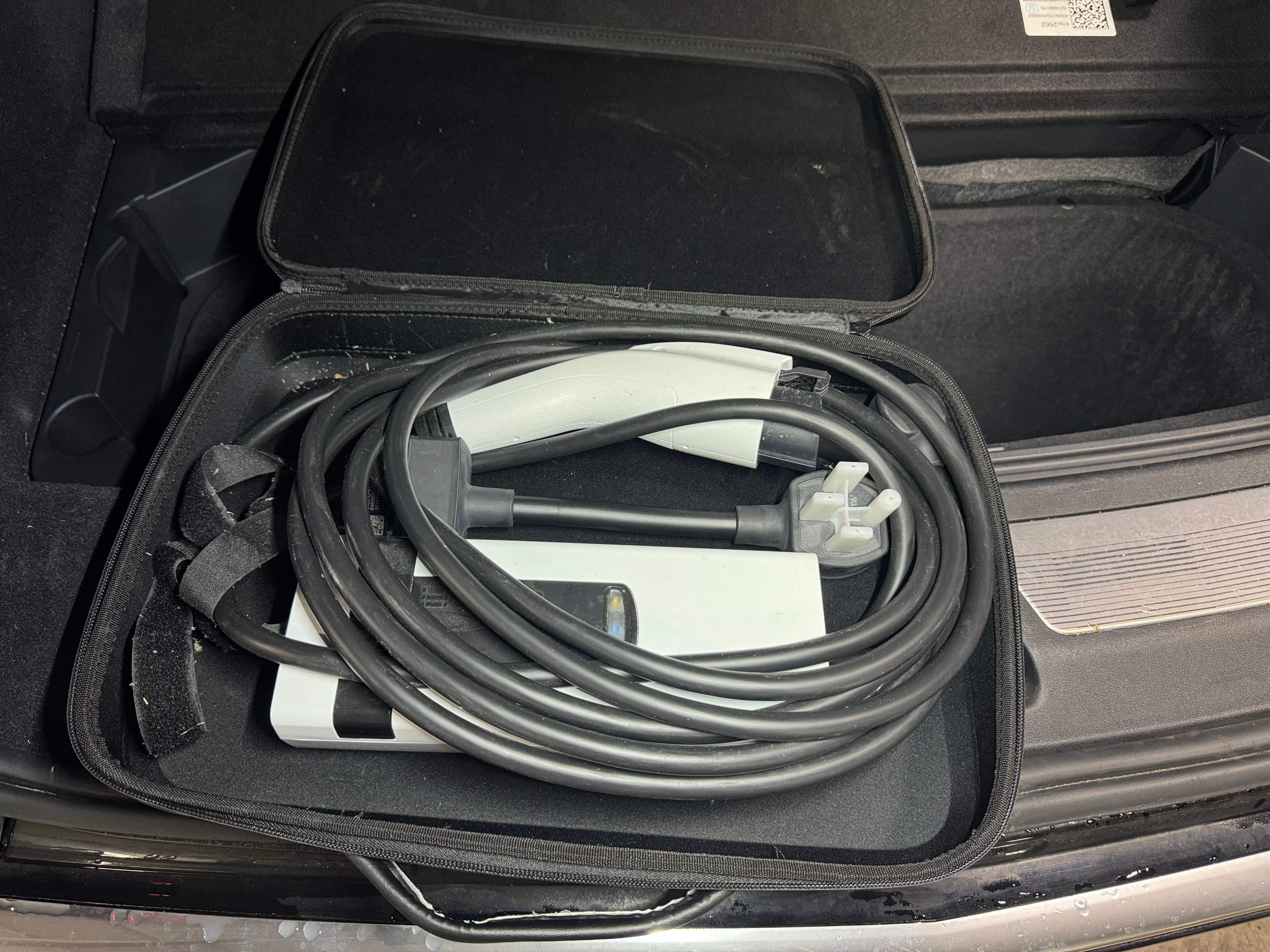 Used 2024 Cadillac LYRIQ Tech with VIN 1GYKPMRK3RZ128882 for sale in Auburn, WA